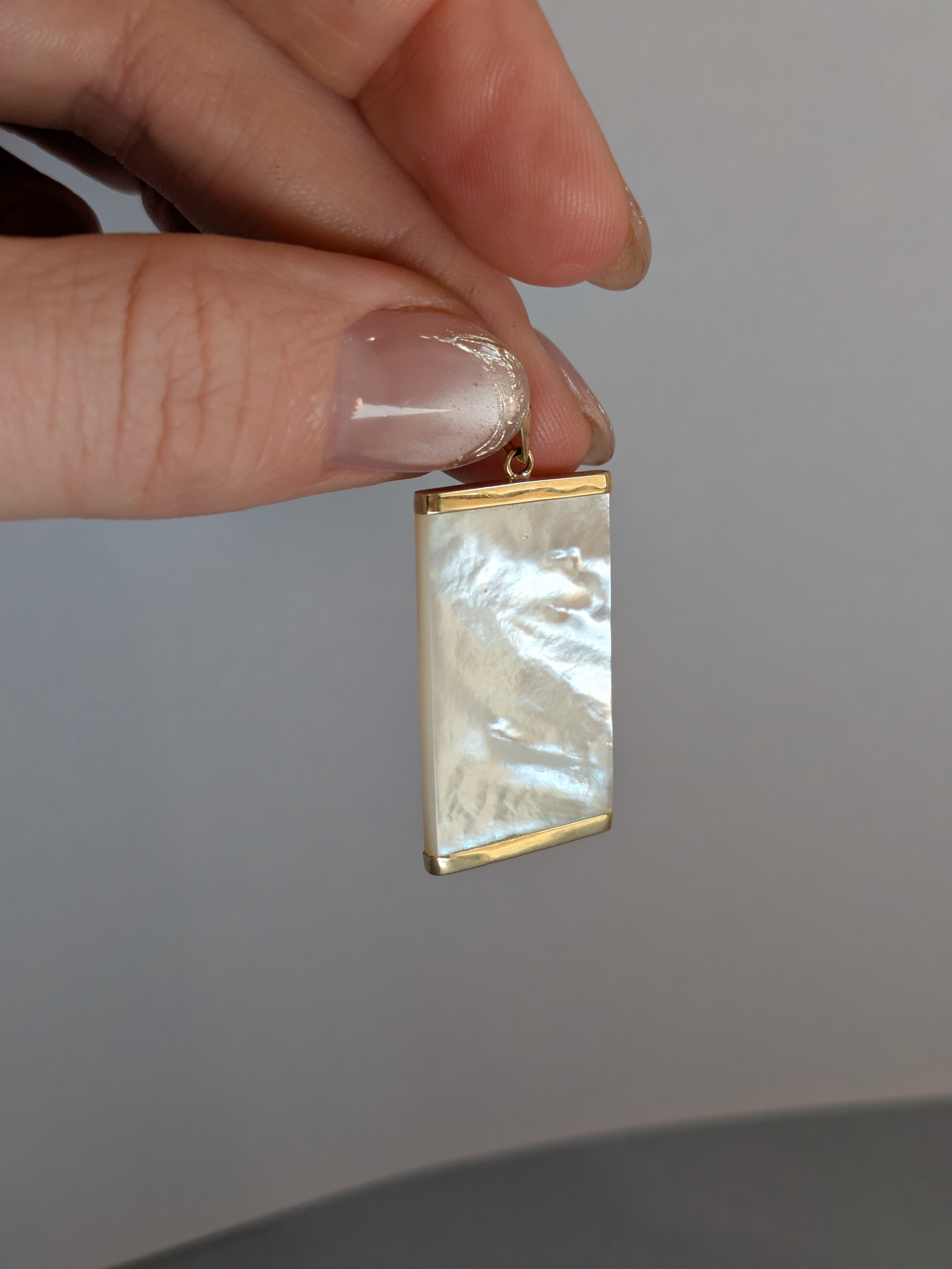 White Mother of Pearl Slice Pendant