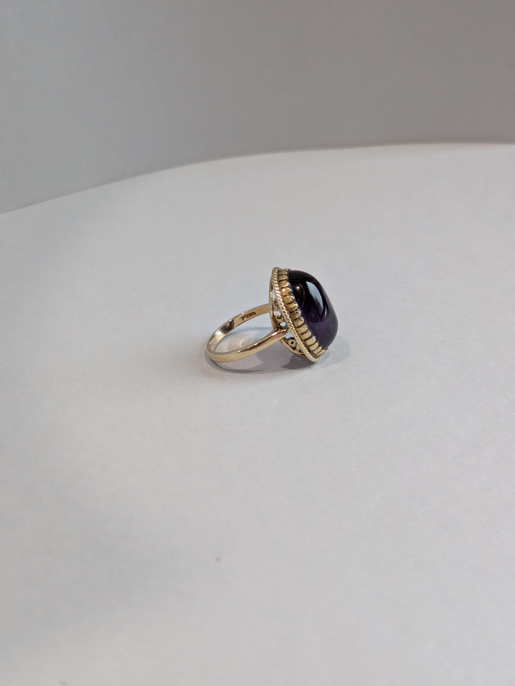 Amethyst Cabochon Ring