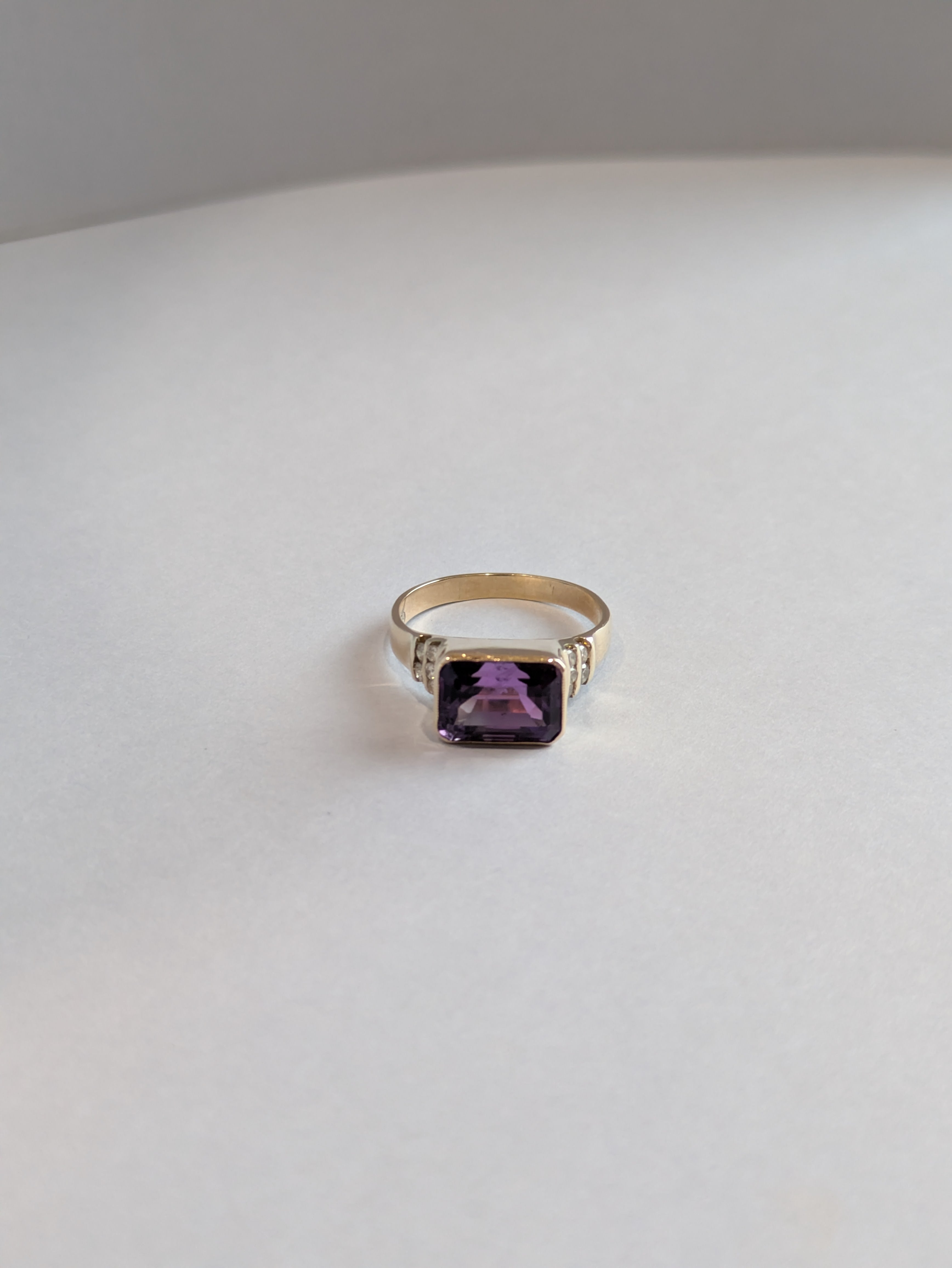 Amethyst & Diamond Stepped Ring