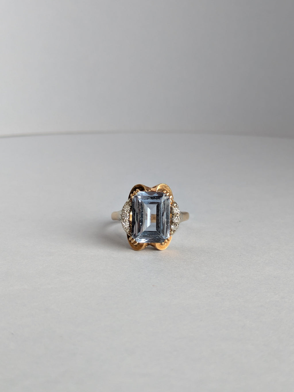 Mid-century Blue Spinel & Diamond Ring