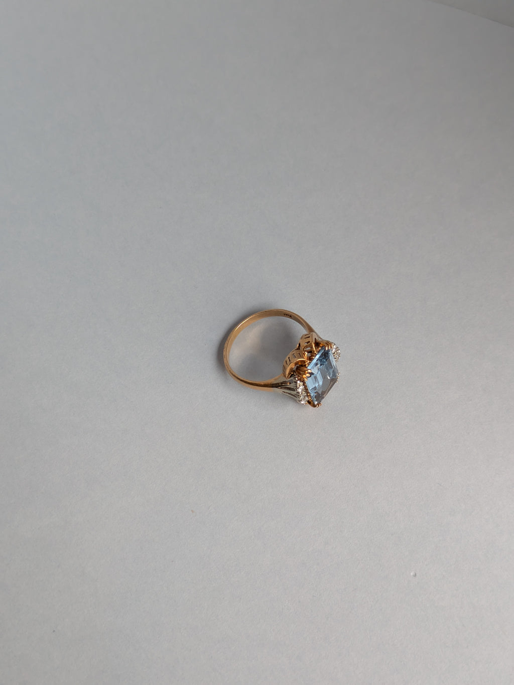 Mid-century Blue Spinel & Diamond Ring