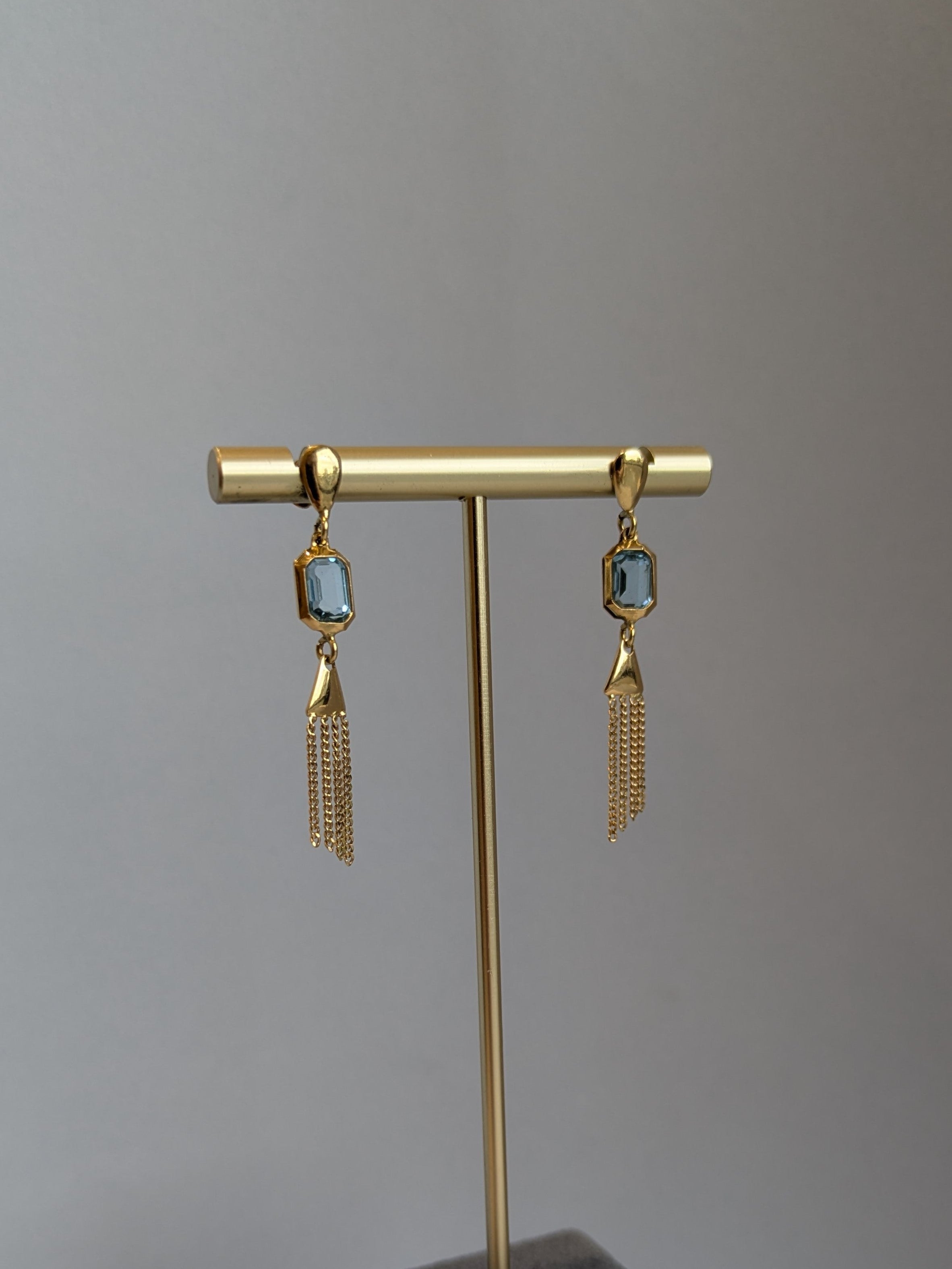 18ct Blue Topaz Tassel Earrings