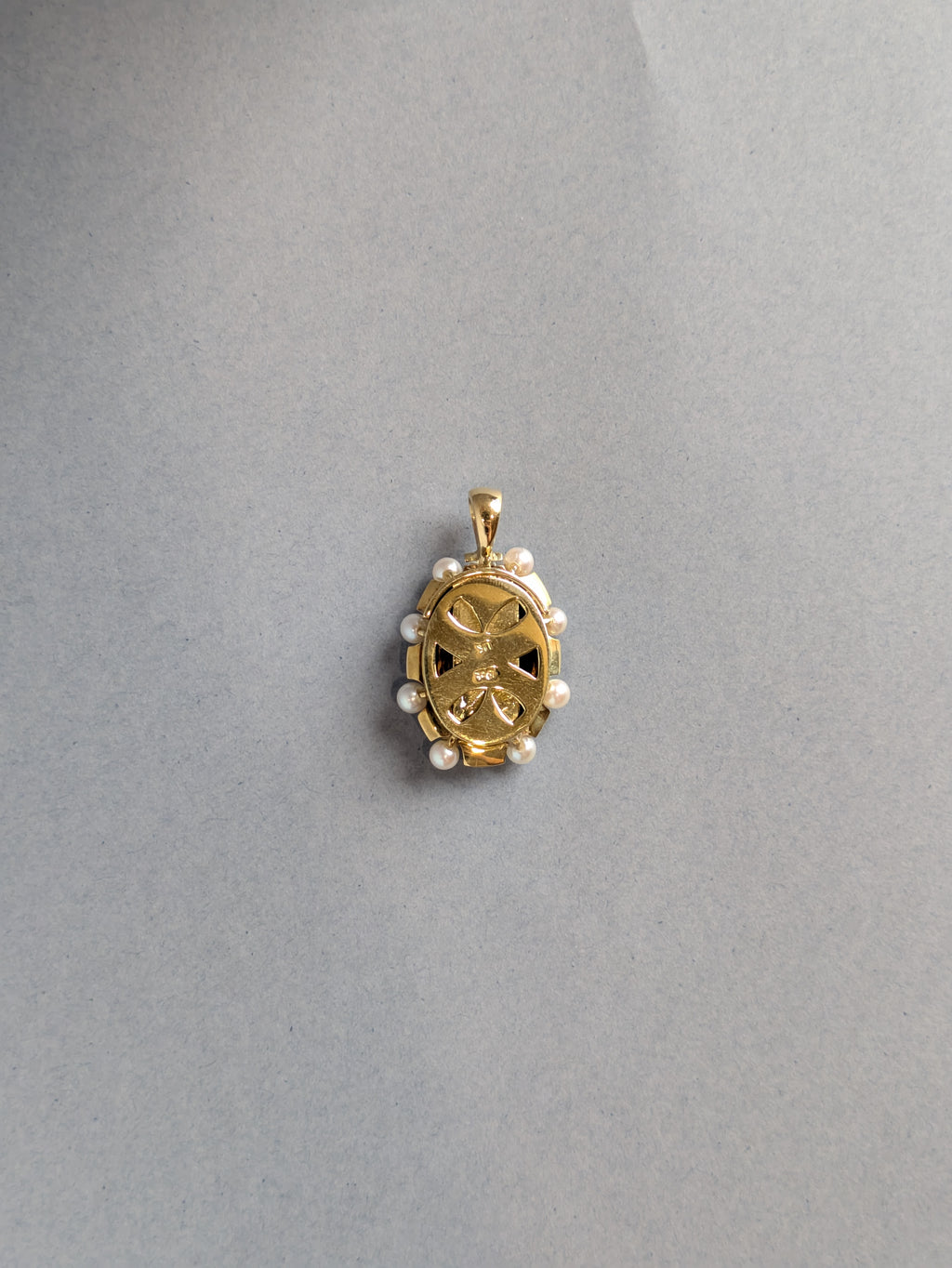 Pearl and Sapphire Pendant
