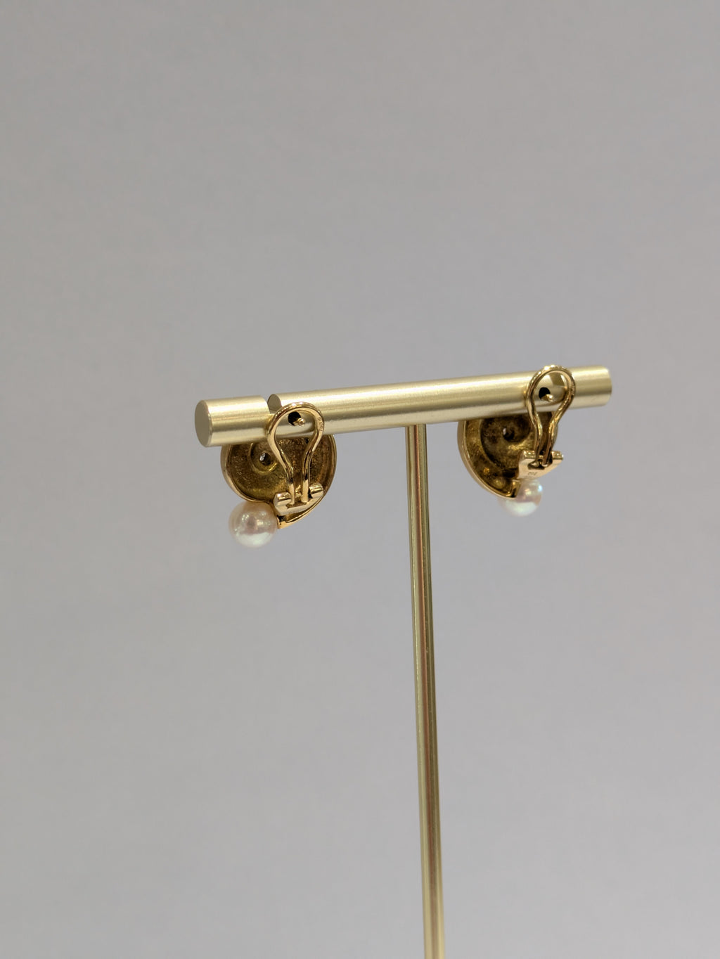 18ct Spiral Pearl and Diamond Earrings