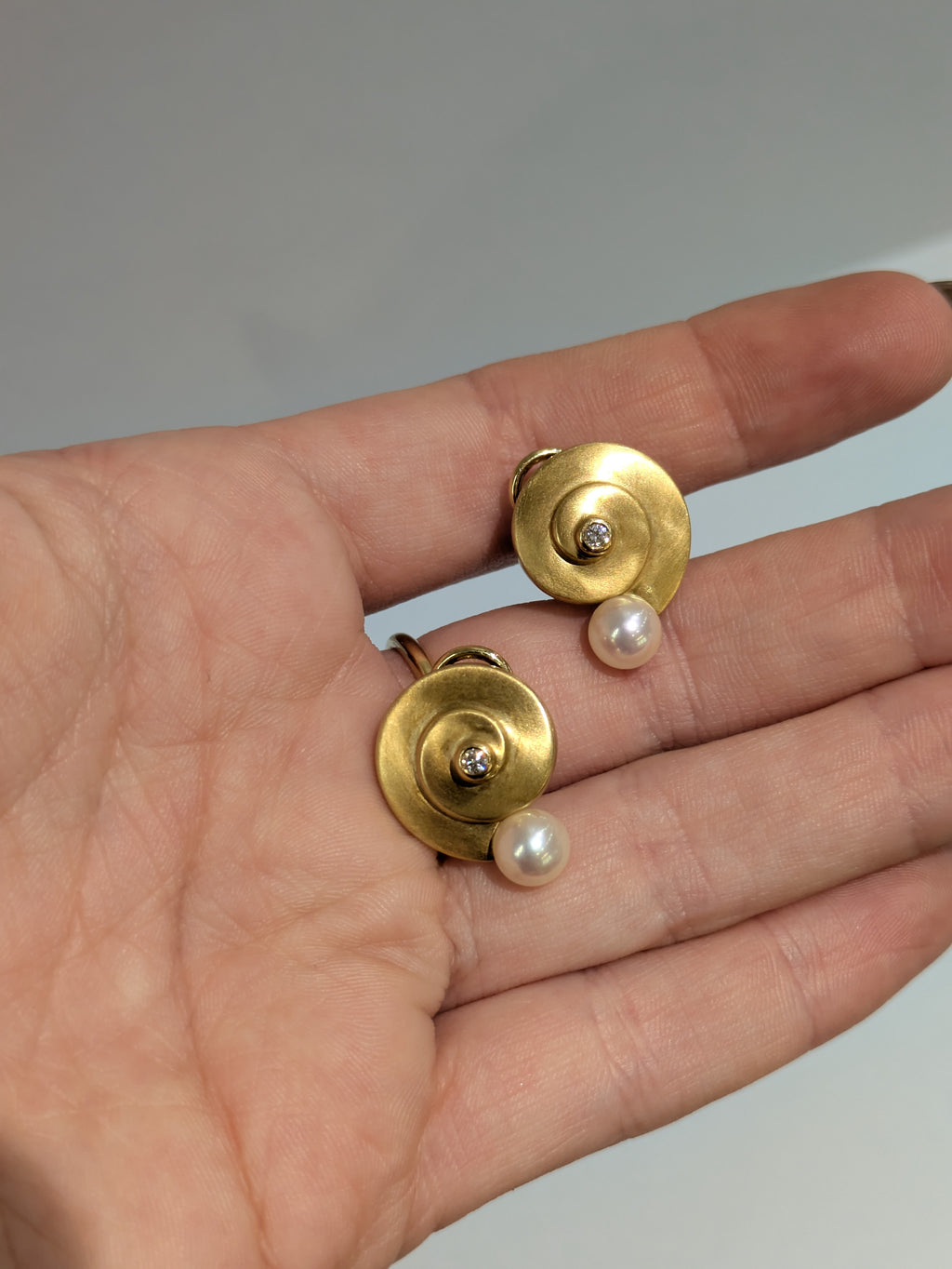 18ct Spiral Pearl and Diamond Earrings