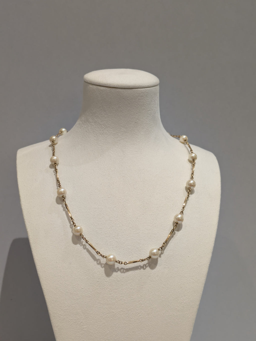 Gold and Pearl Necklace