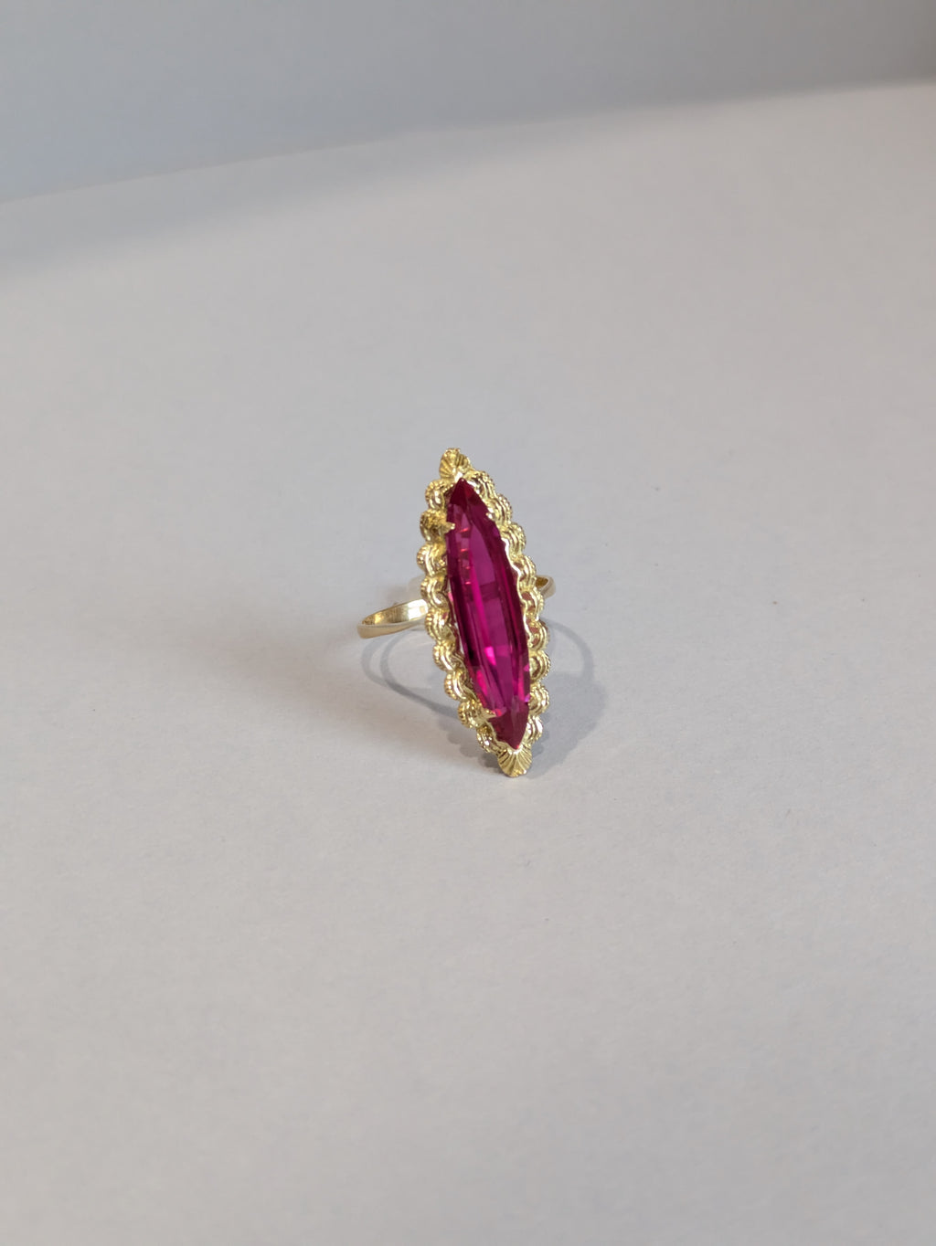 18ct Ruby Marquise
