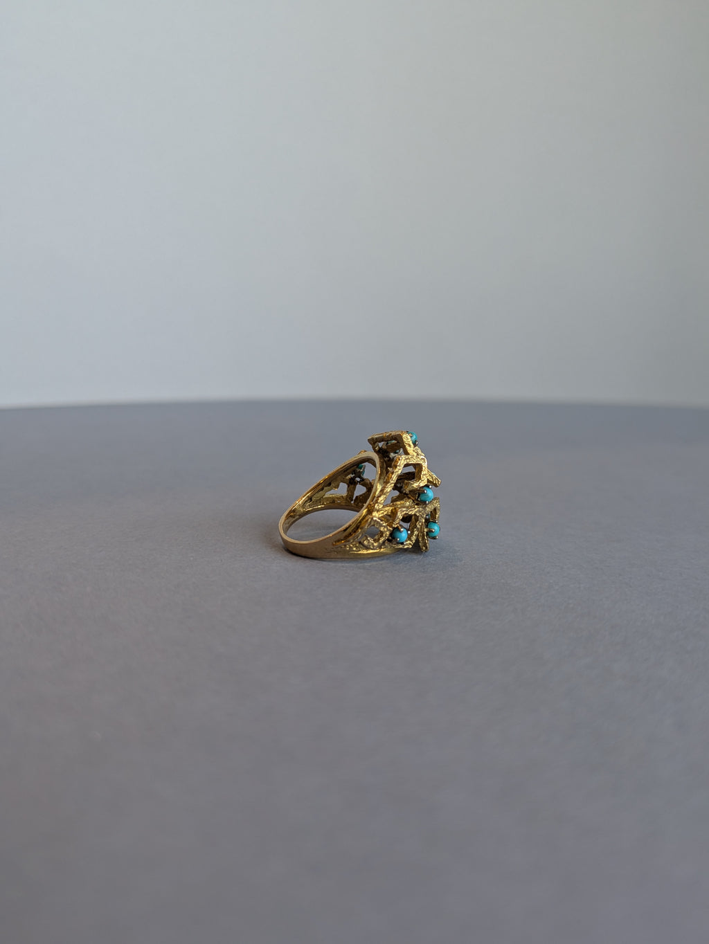 18ct Brutalist Turquoise Ring