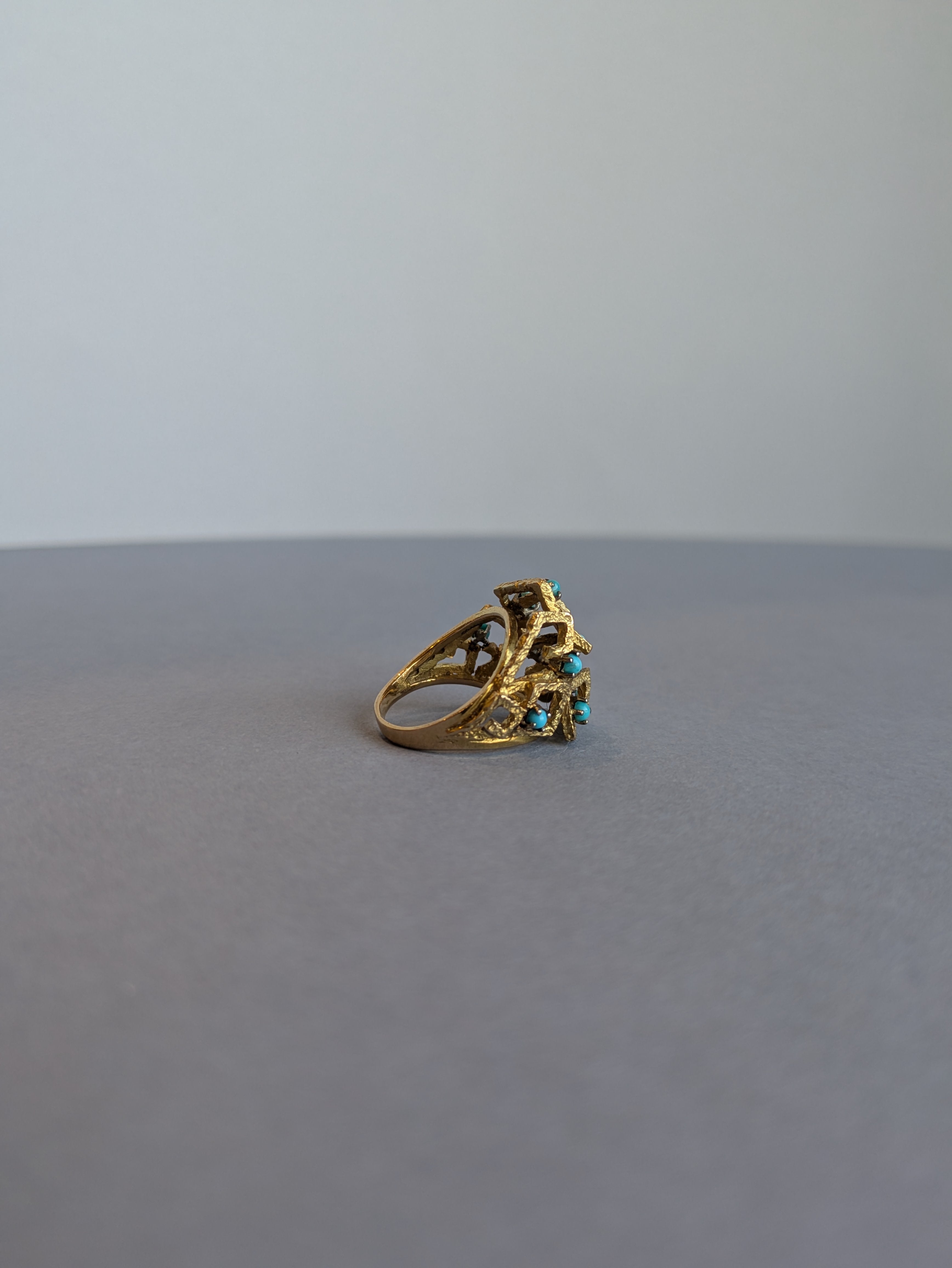 18ct Brutalist Turquoise Ring