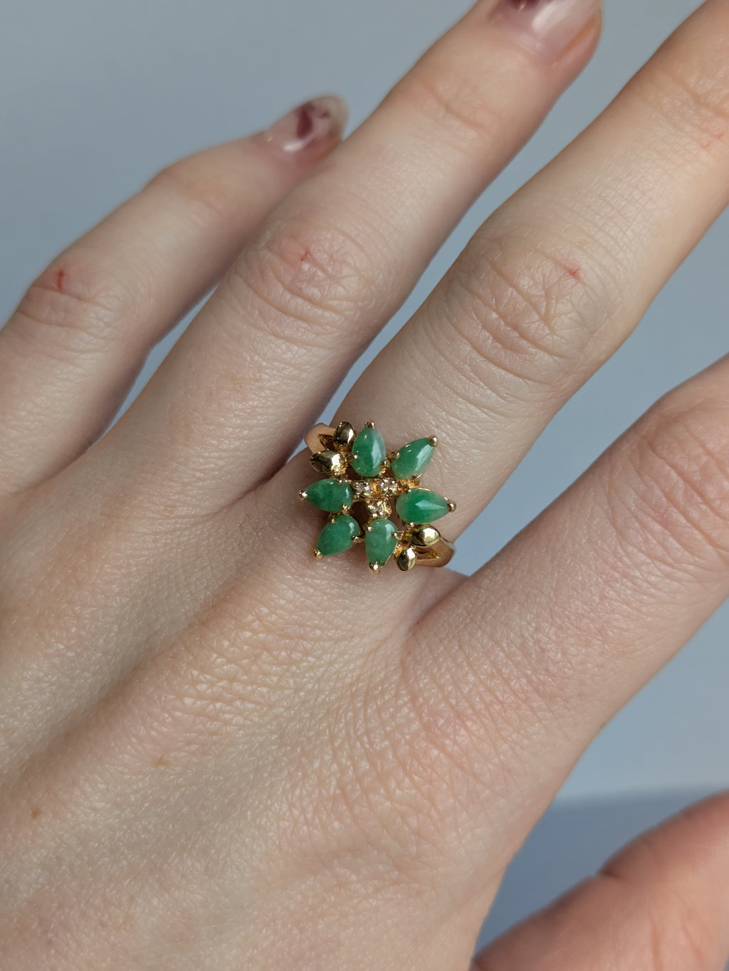 18ct Gold and Jade Flower Ring
