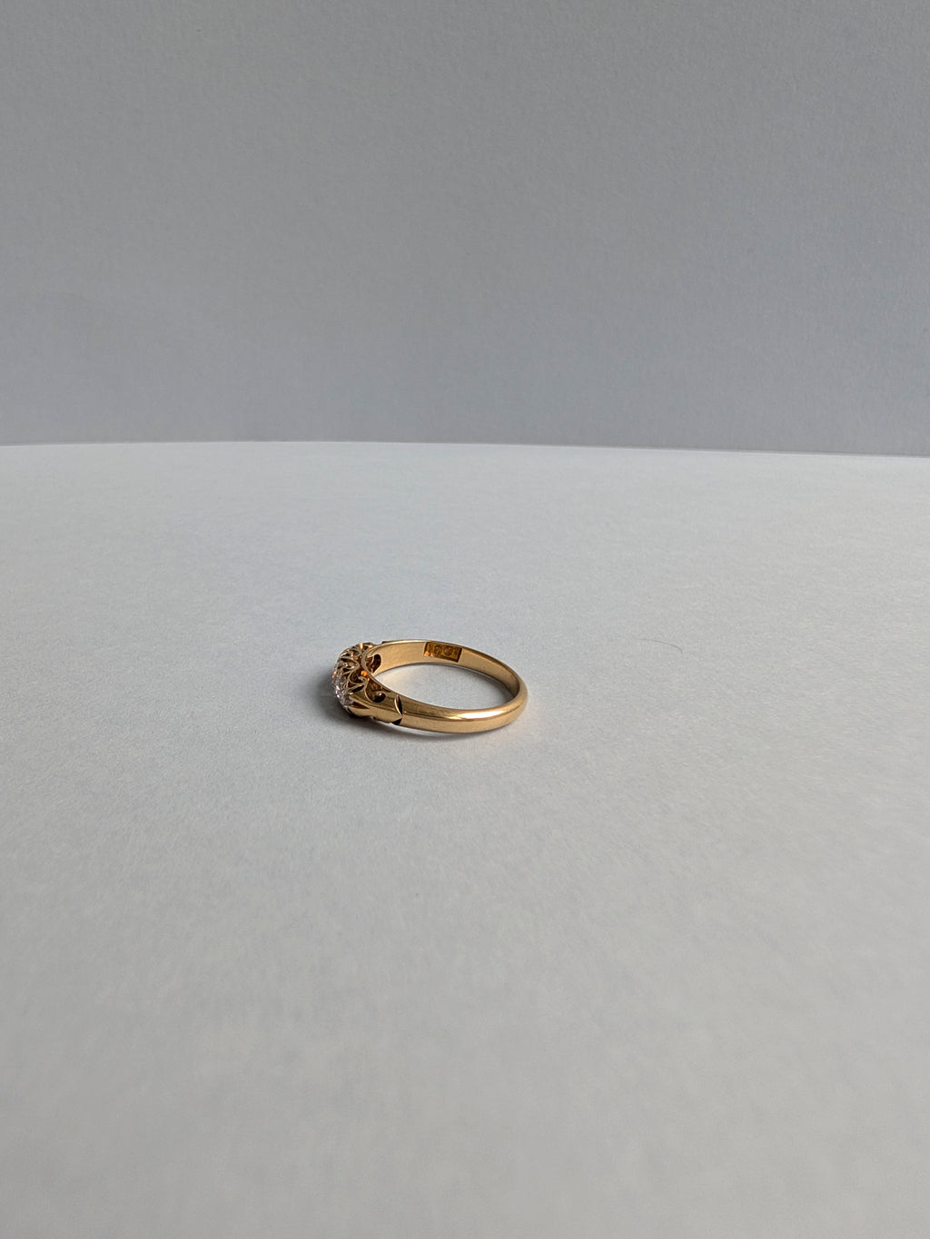 18ct Diamond Bridge Ring