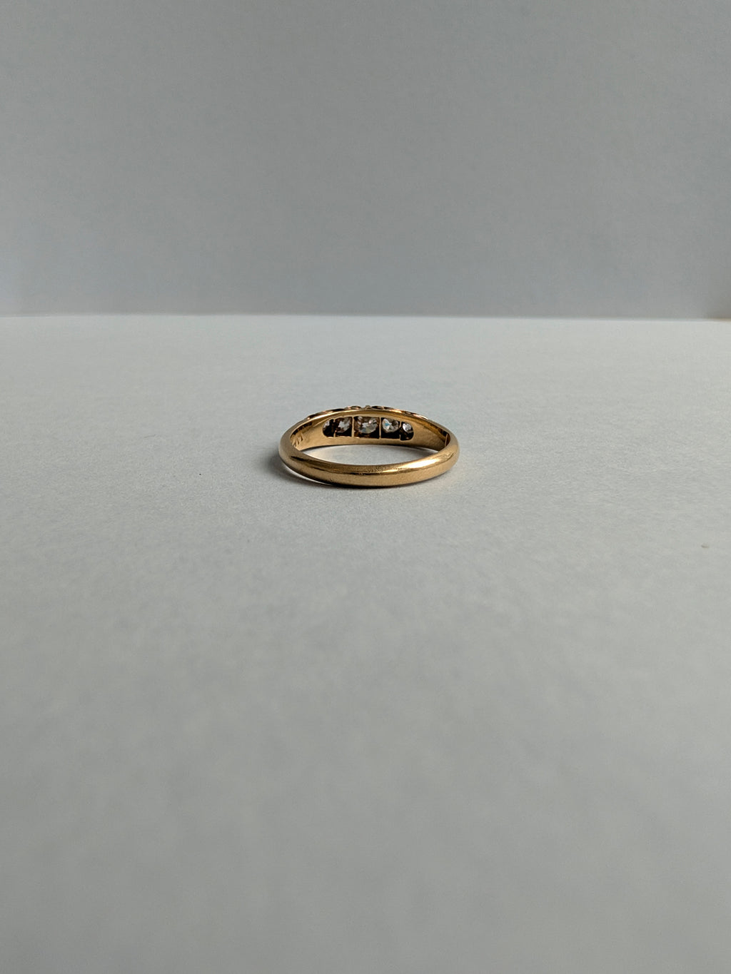 18ct Diamond Bridge Ring