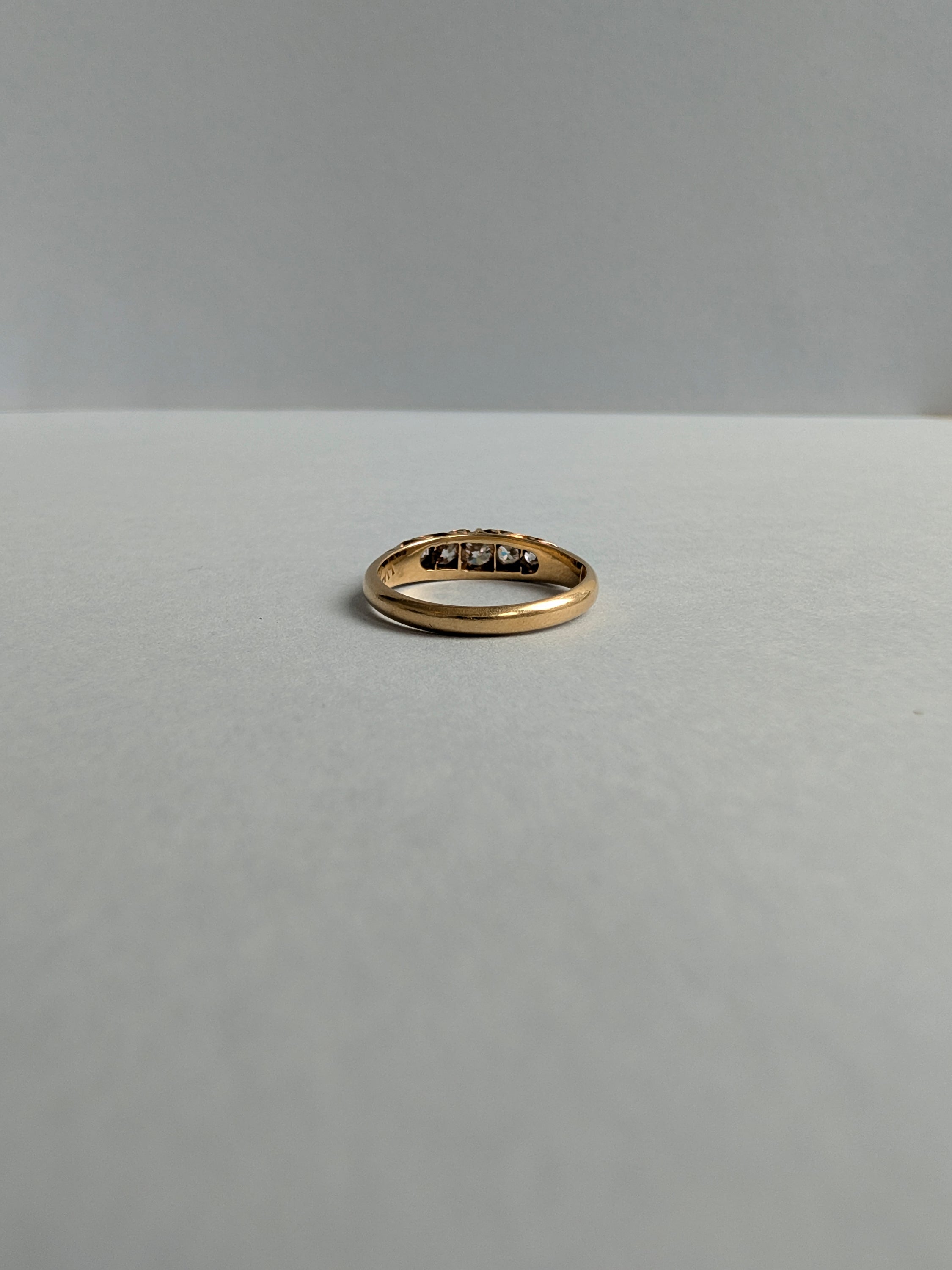 18ct Diamond Bridge Ring