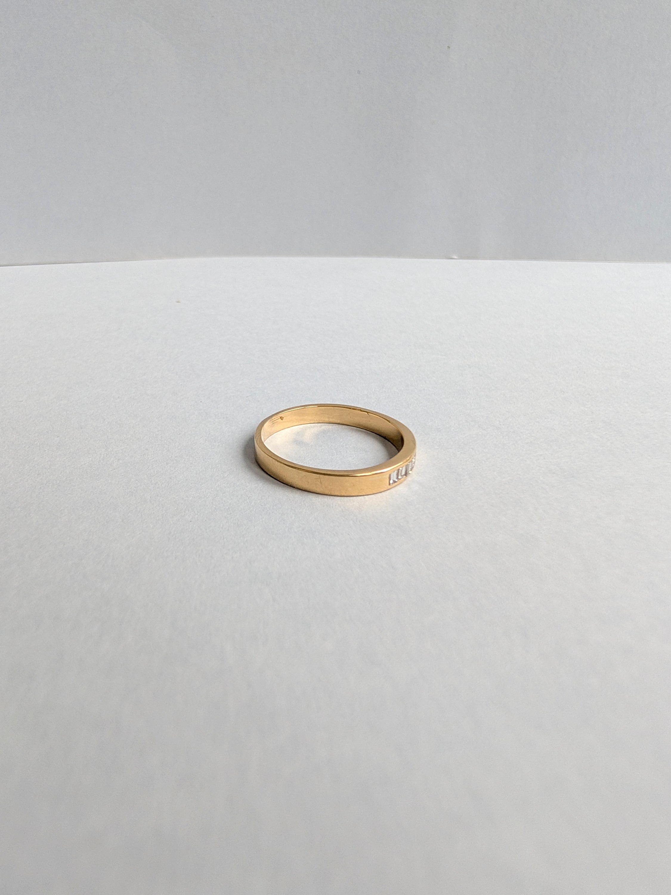 18ct Baguette Diamond Channel Band