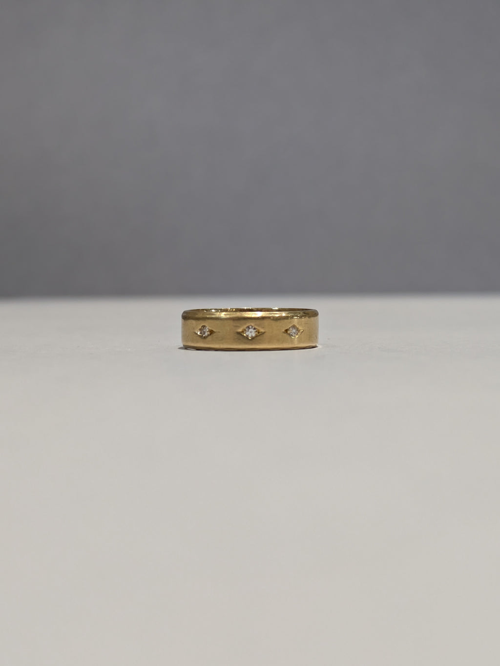 18ct Lozenge Shape Trio of Diamonds