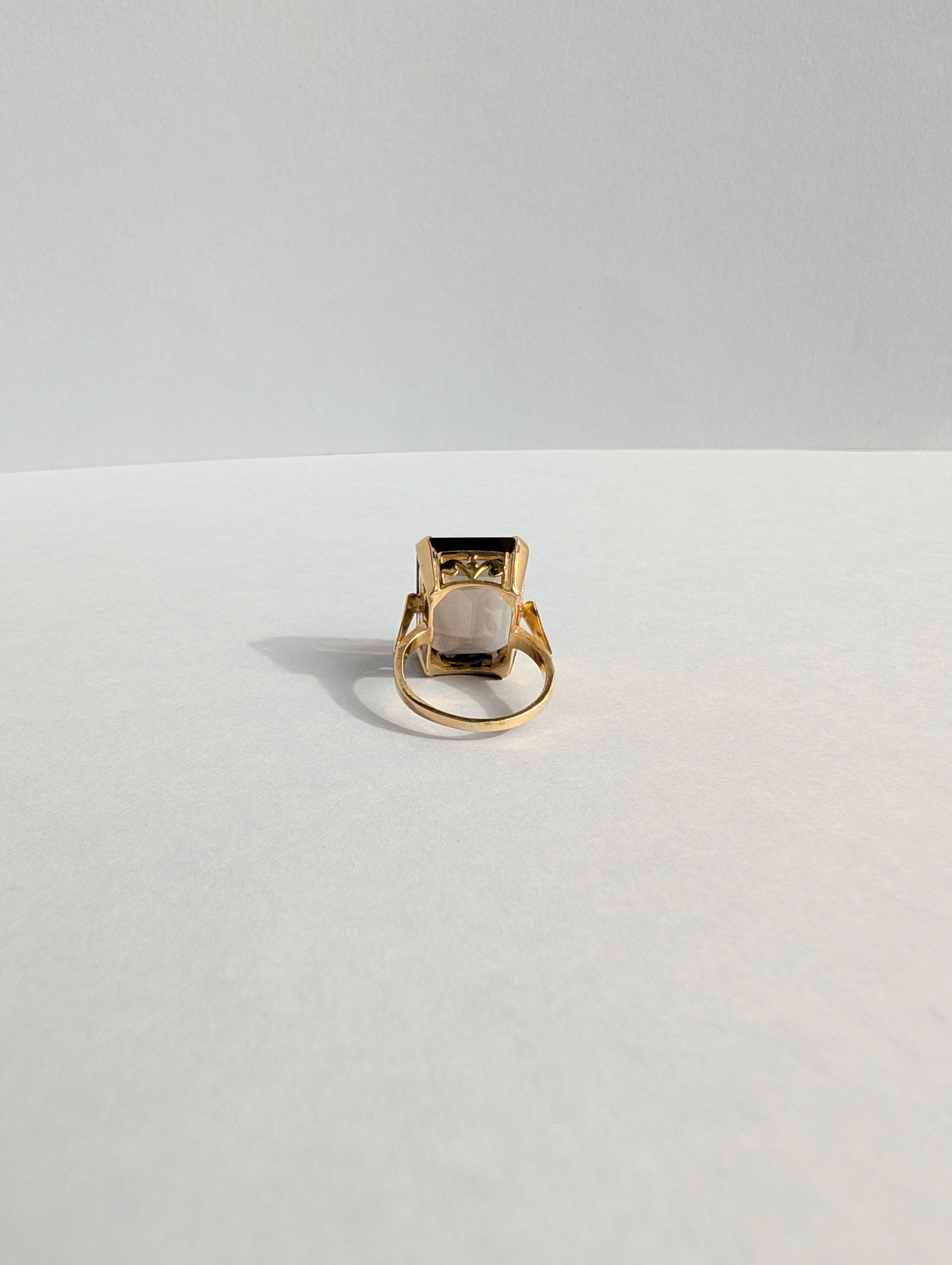 18ct Smokey Quartz Ring