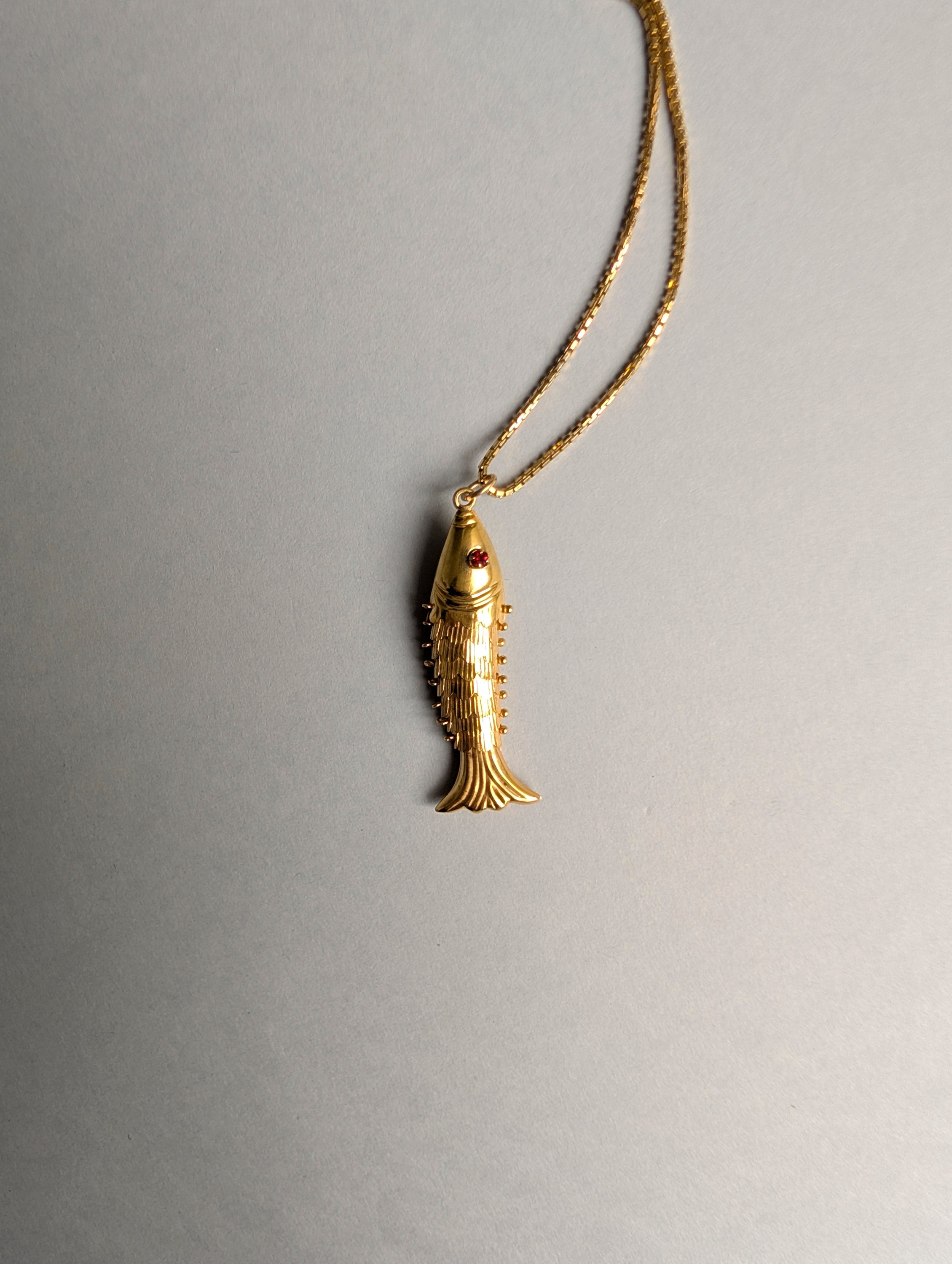 14ct Moving Fish Charm