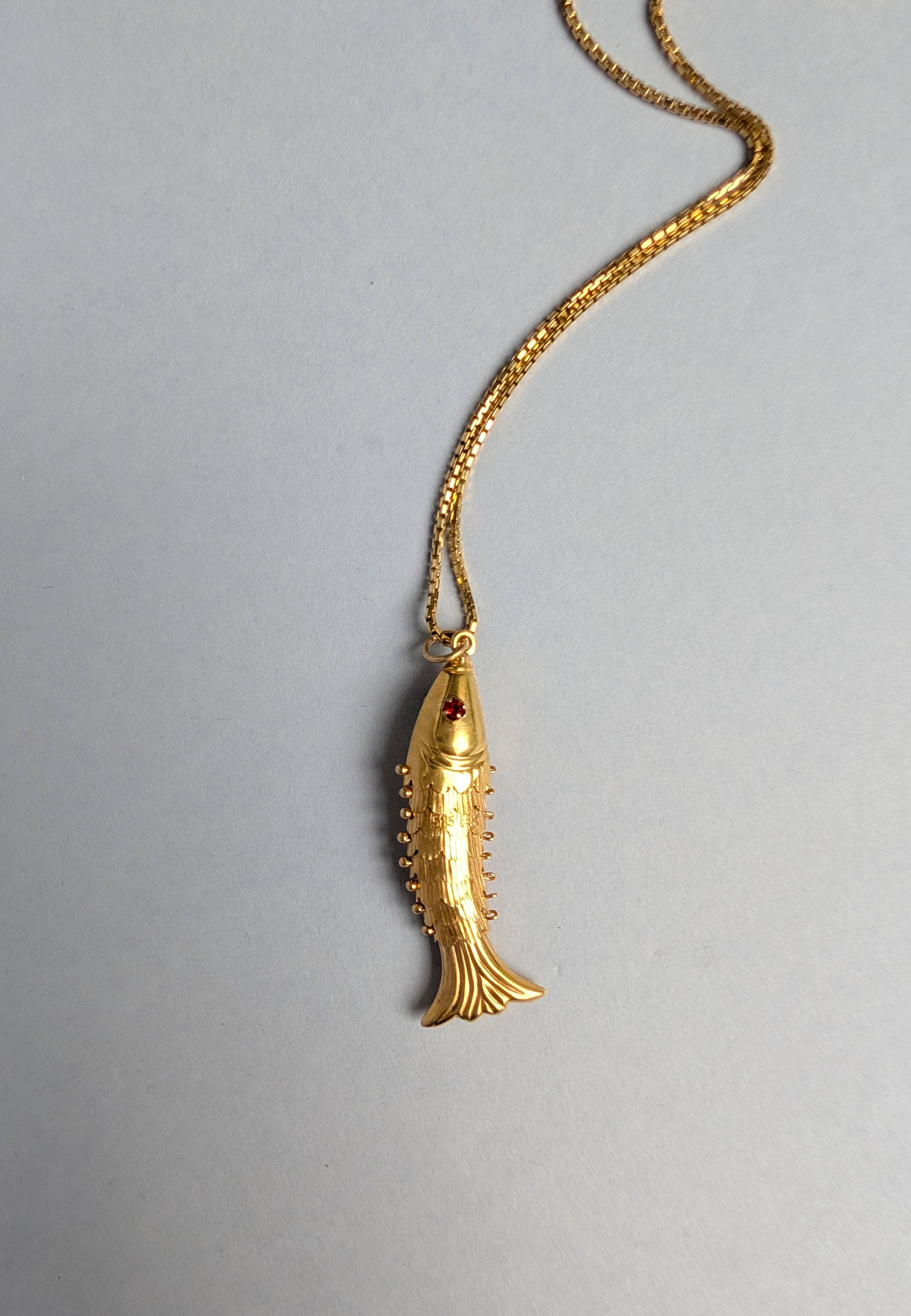 14ct Moving Fish Charm
