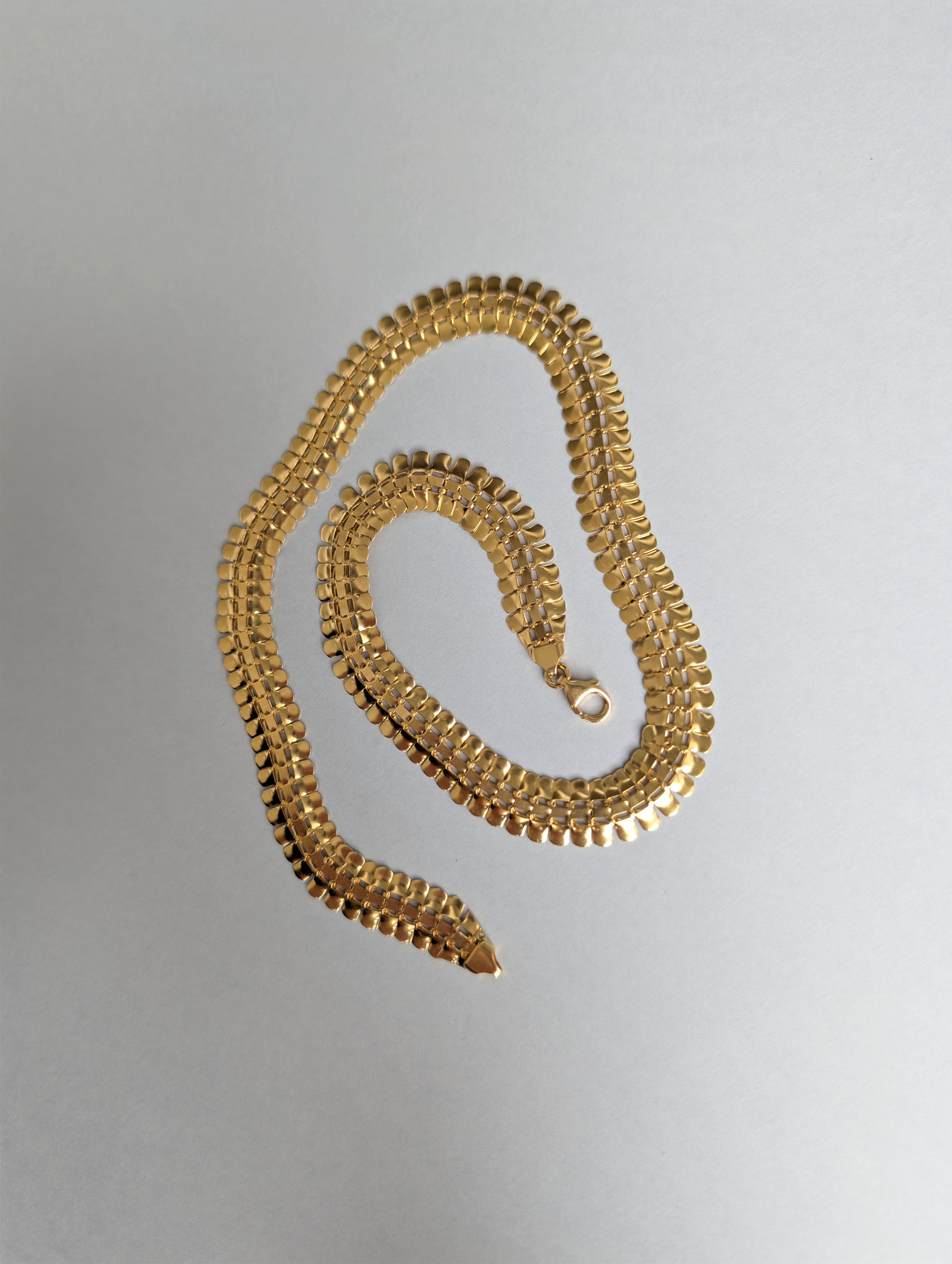 18ct Grecian Snake Necklace