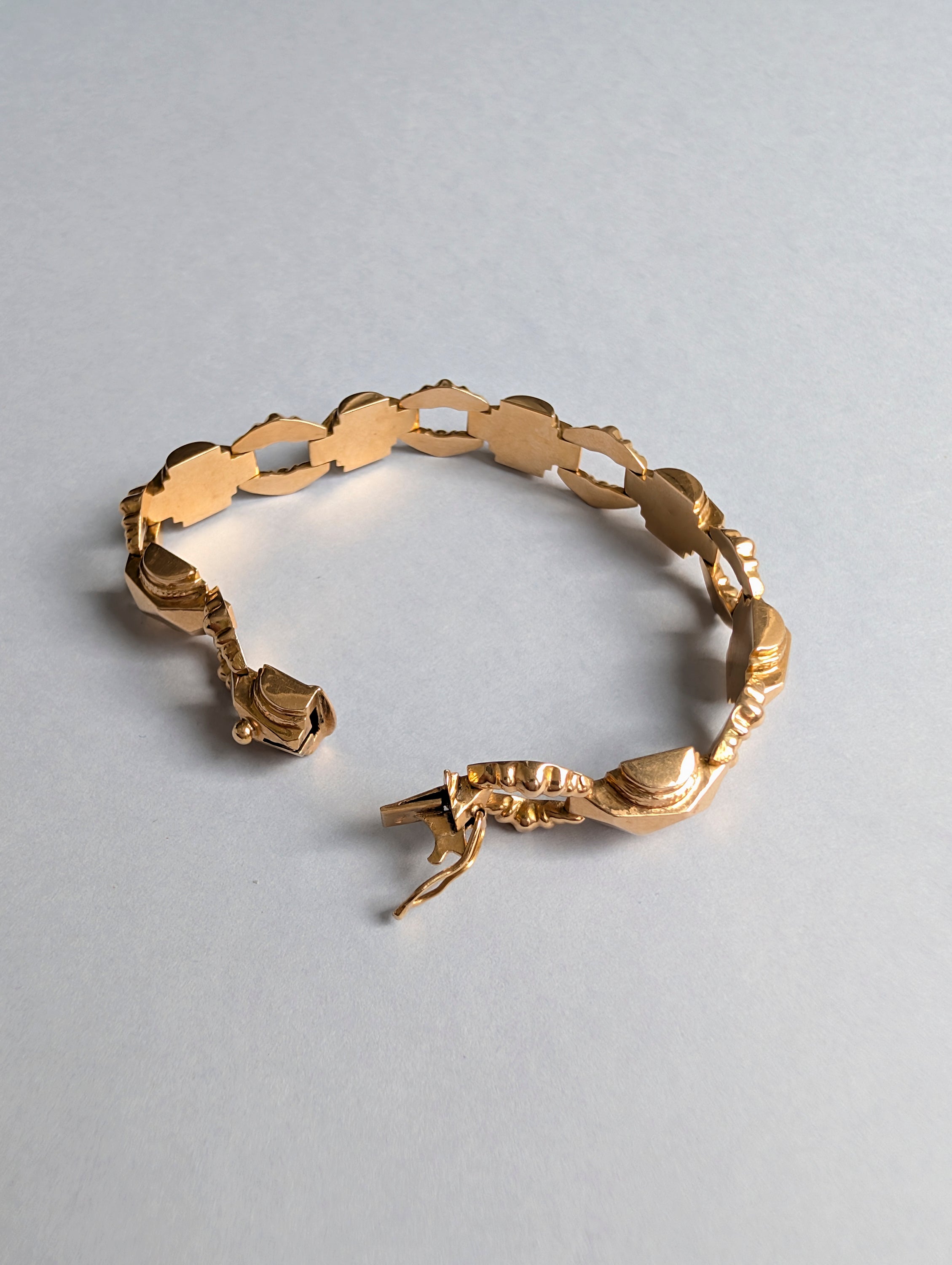 18ct Mid Century Tank Bracelet