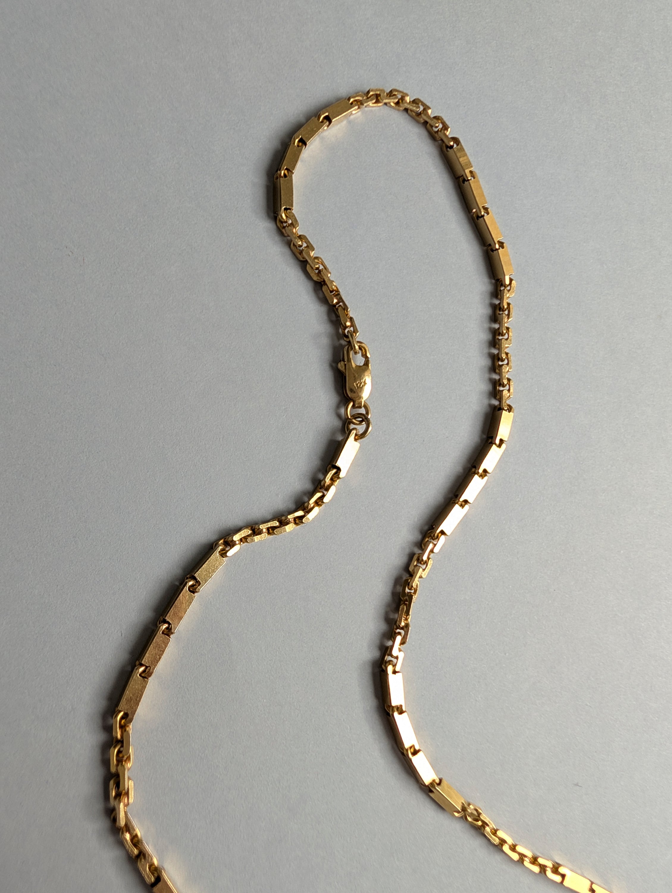 18ct Alternating Geometric Chain