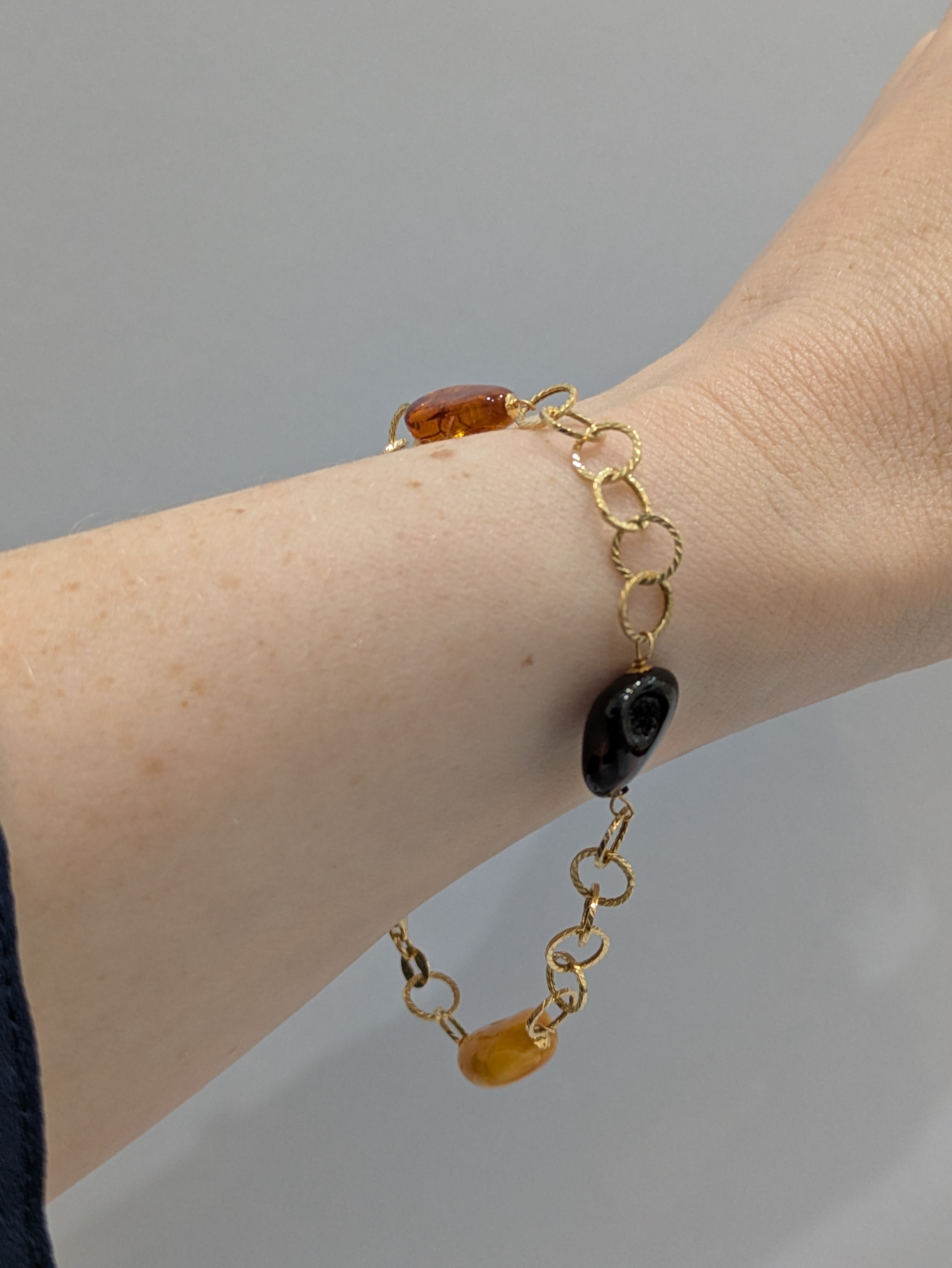 18ct Amber Bracelet