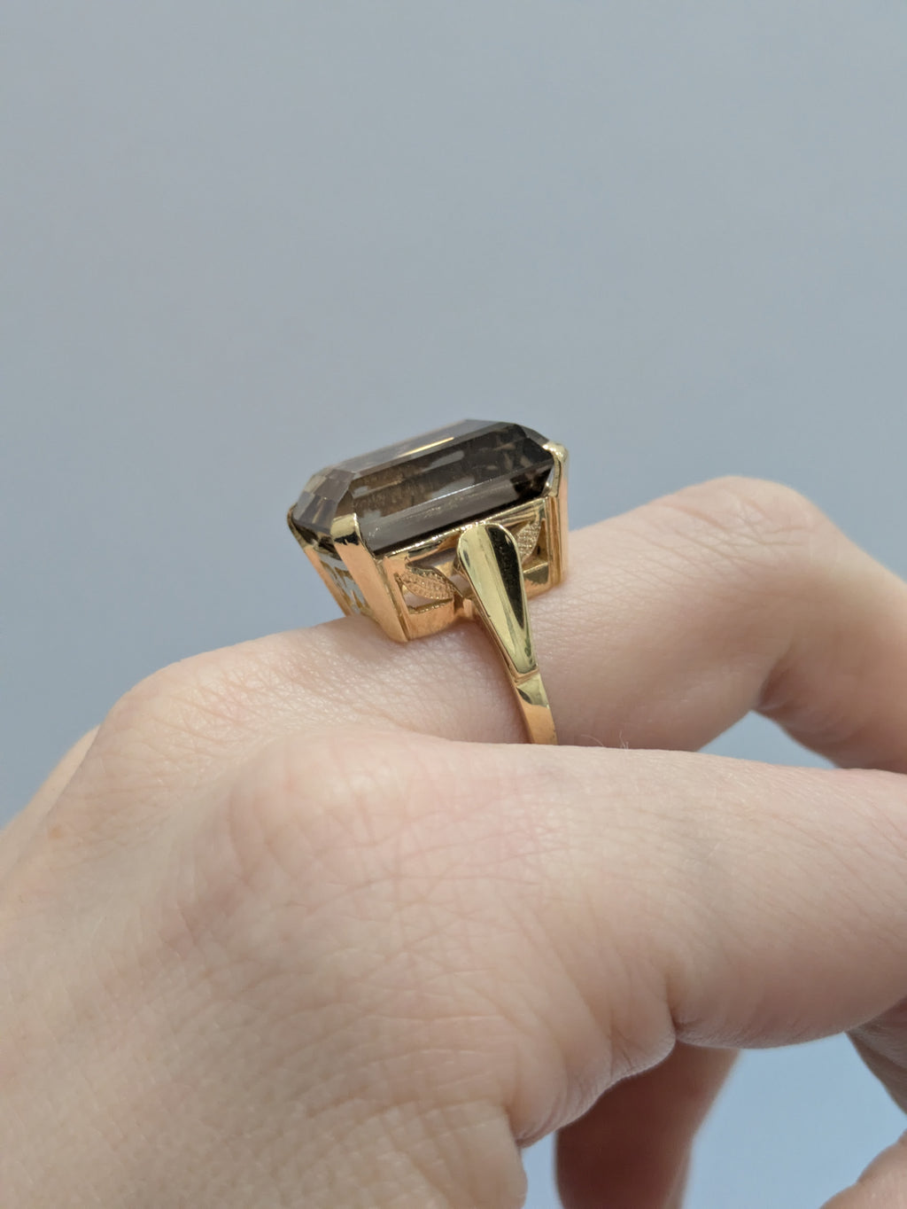 18ct Smokey Quartz Ring