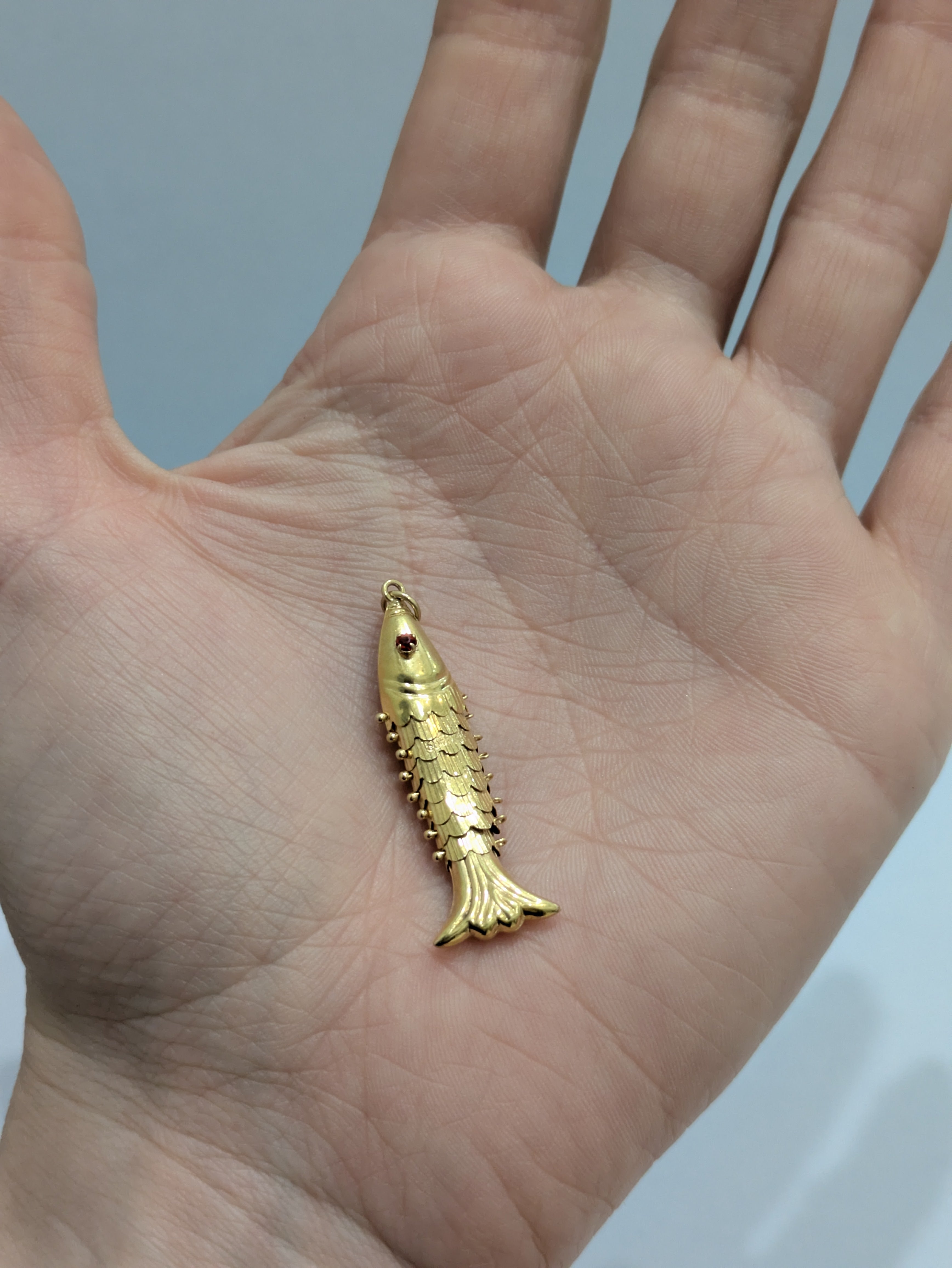 14ct Moving Fish Charm