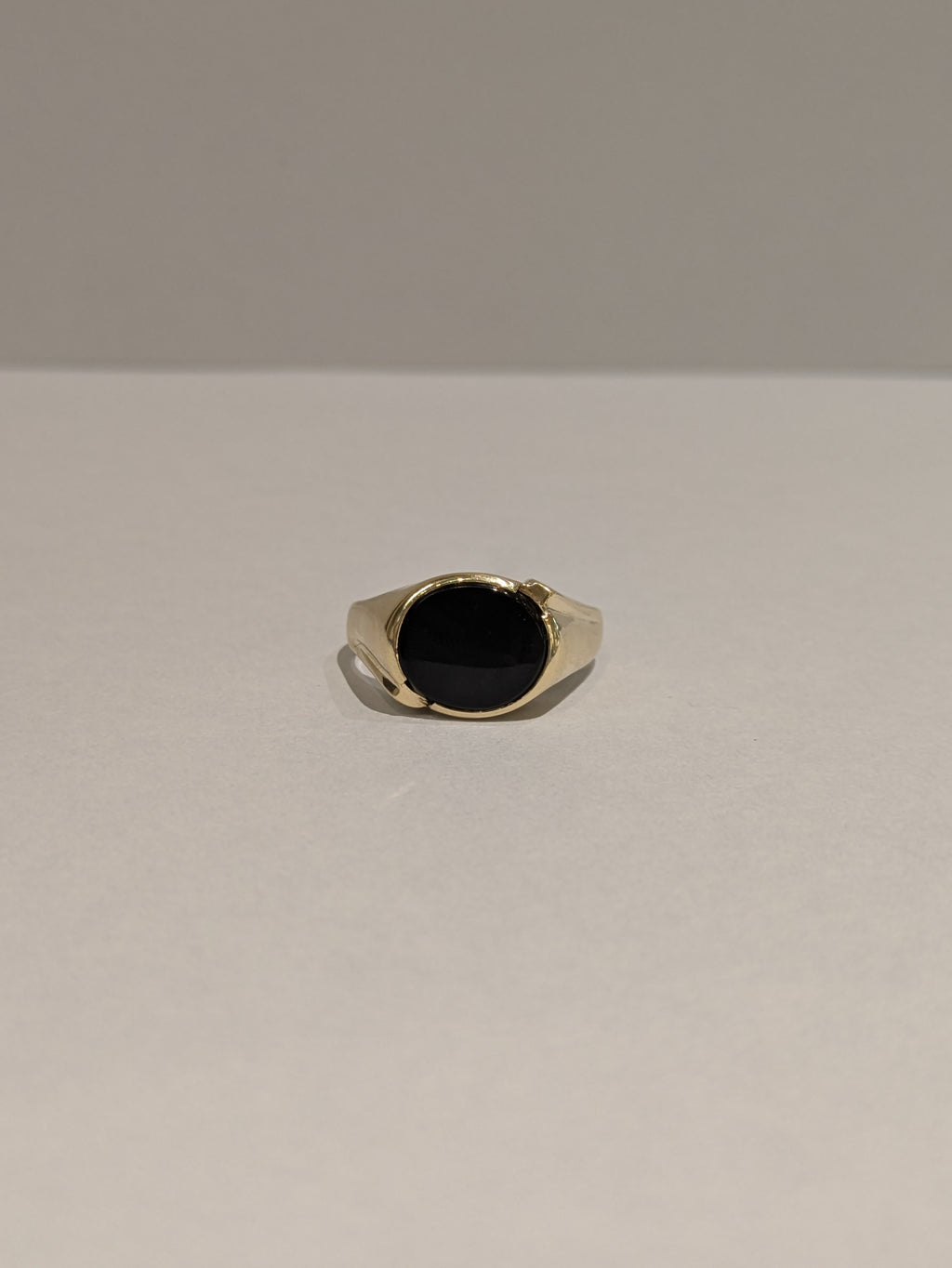 Men's Oval Onyx Signet
