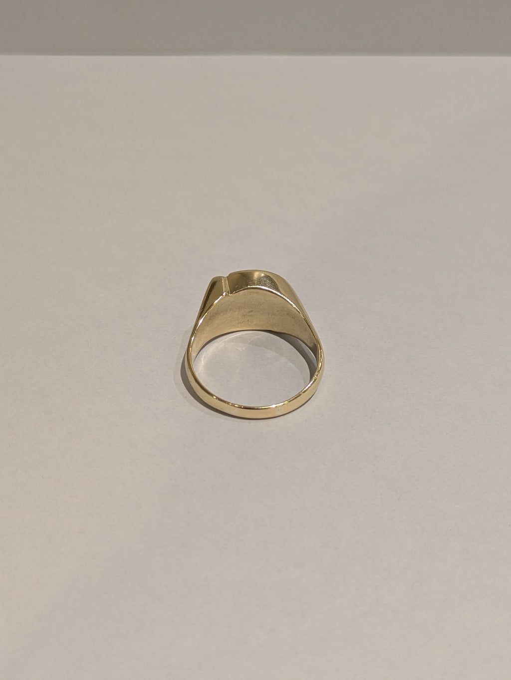 Men's Oval Onyx Signet
