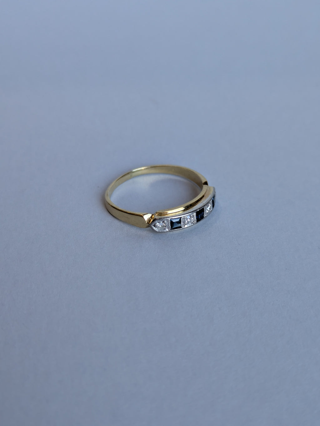 18ct Diamond and Sapphire Ring