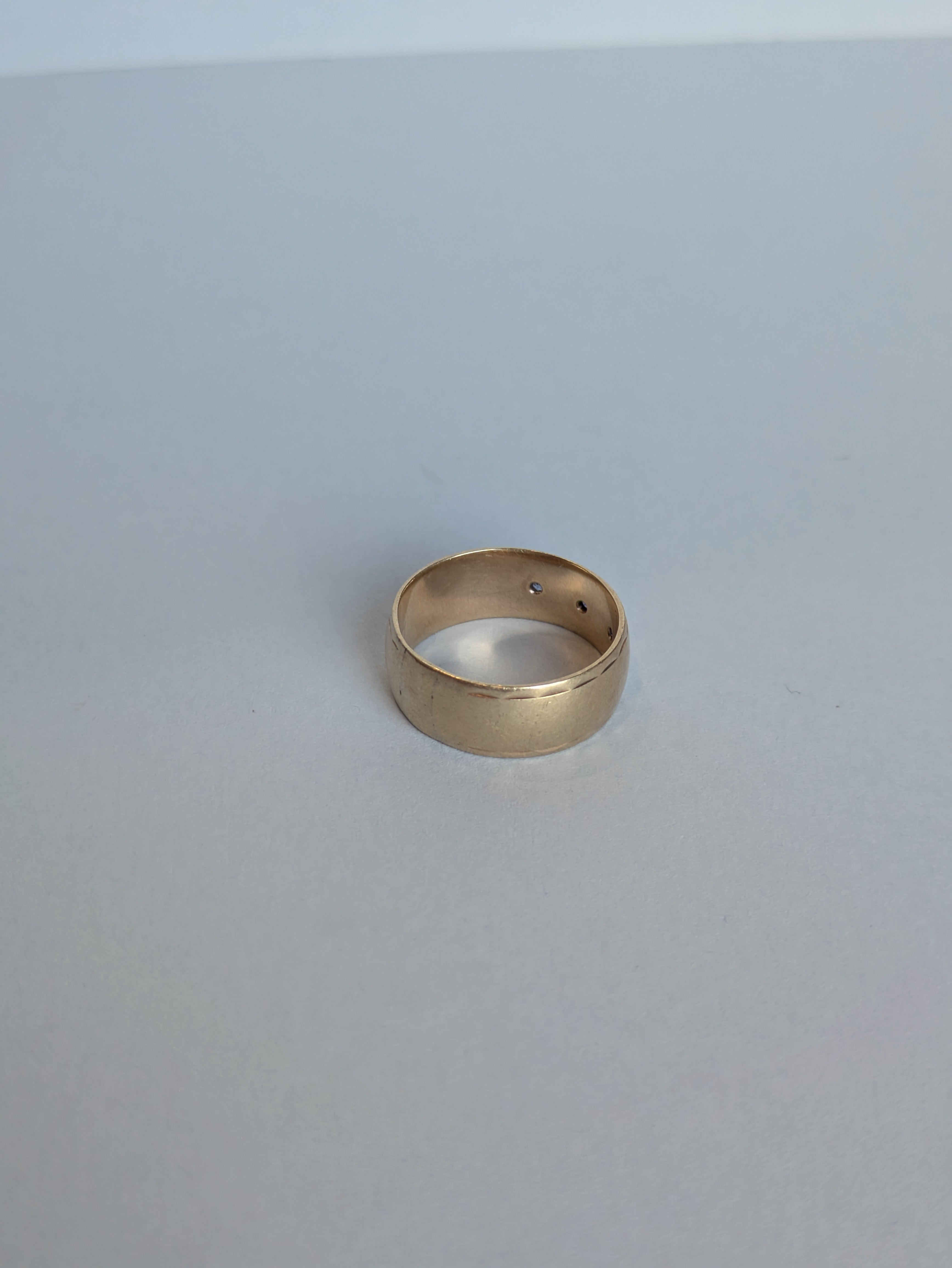 Thick Star-Set Sapphire Ring