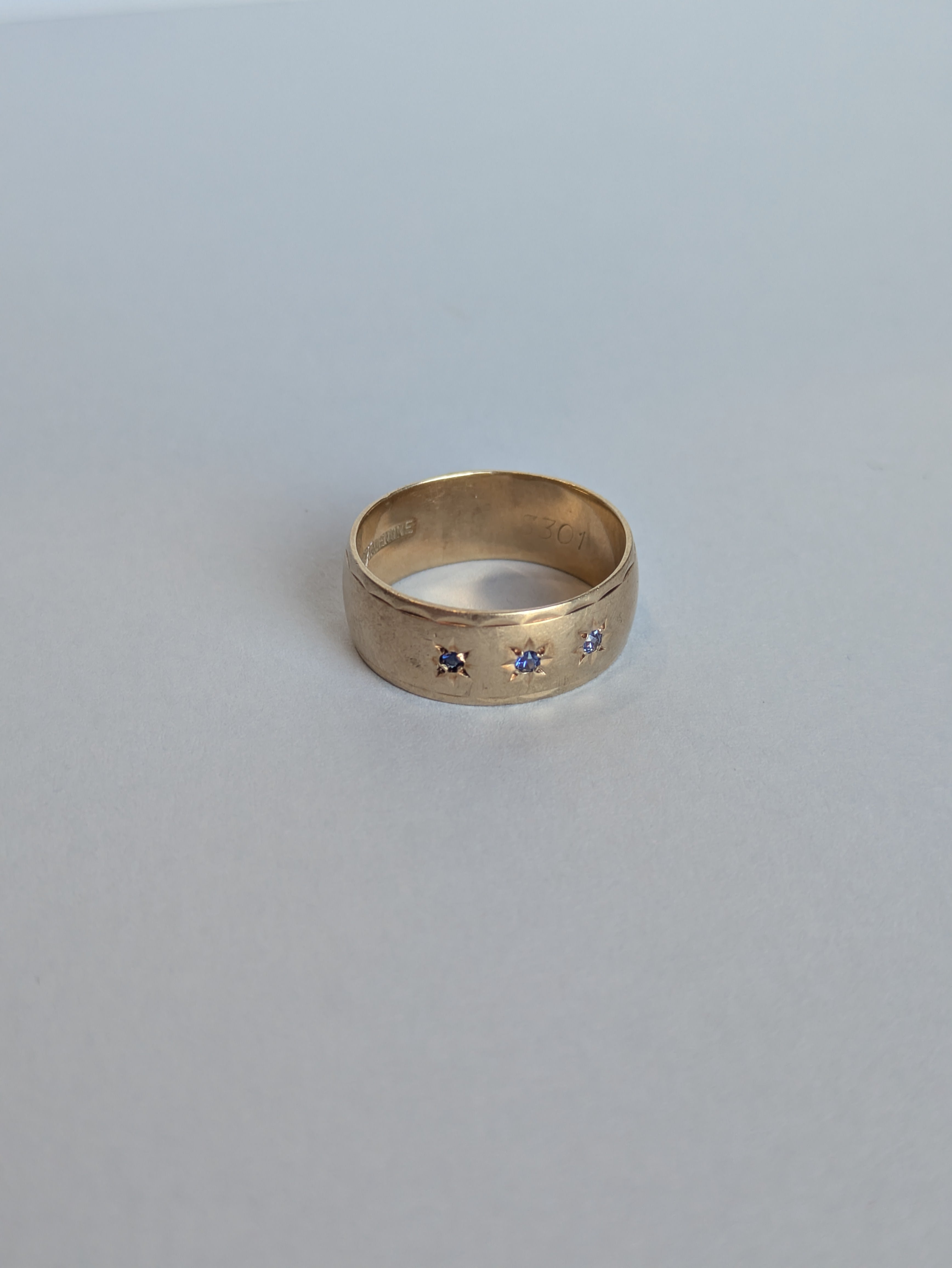 Thick Star-Set Sapphire Ring