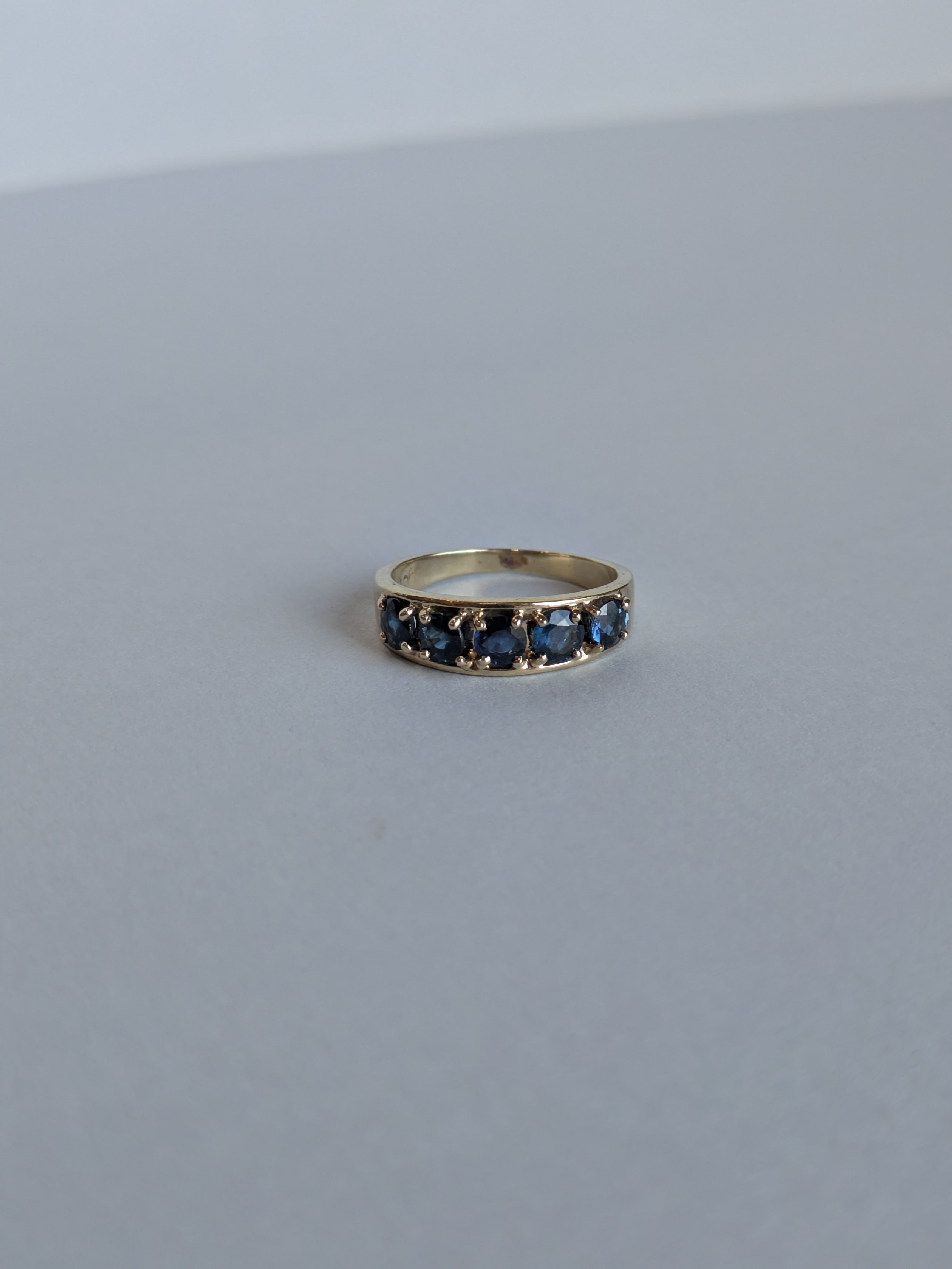 5-Across Sapphire Ring