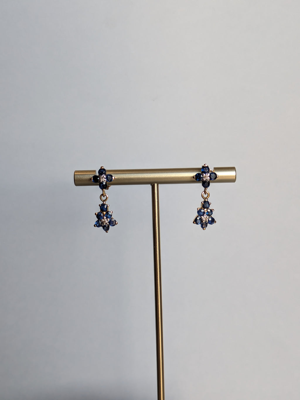 18ct Flower Drop Sapphire Earrings