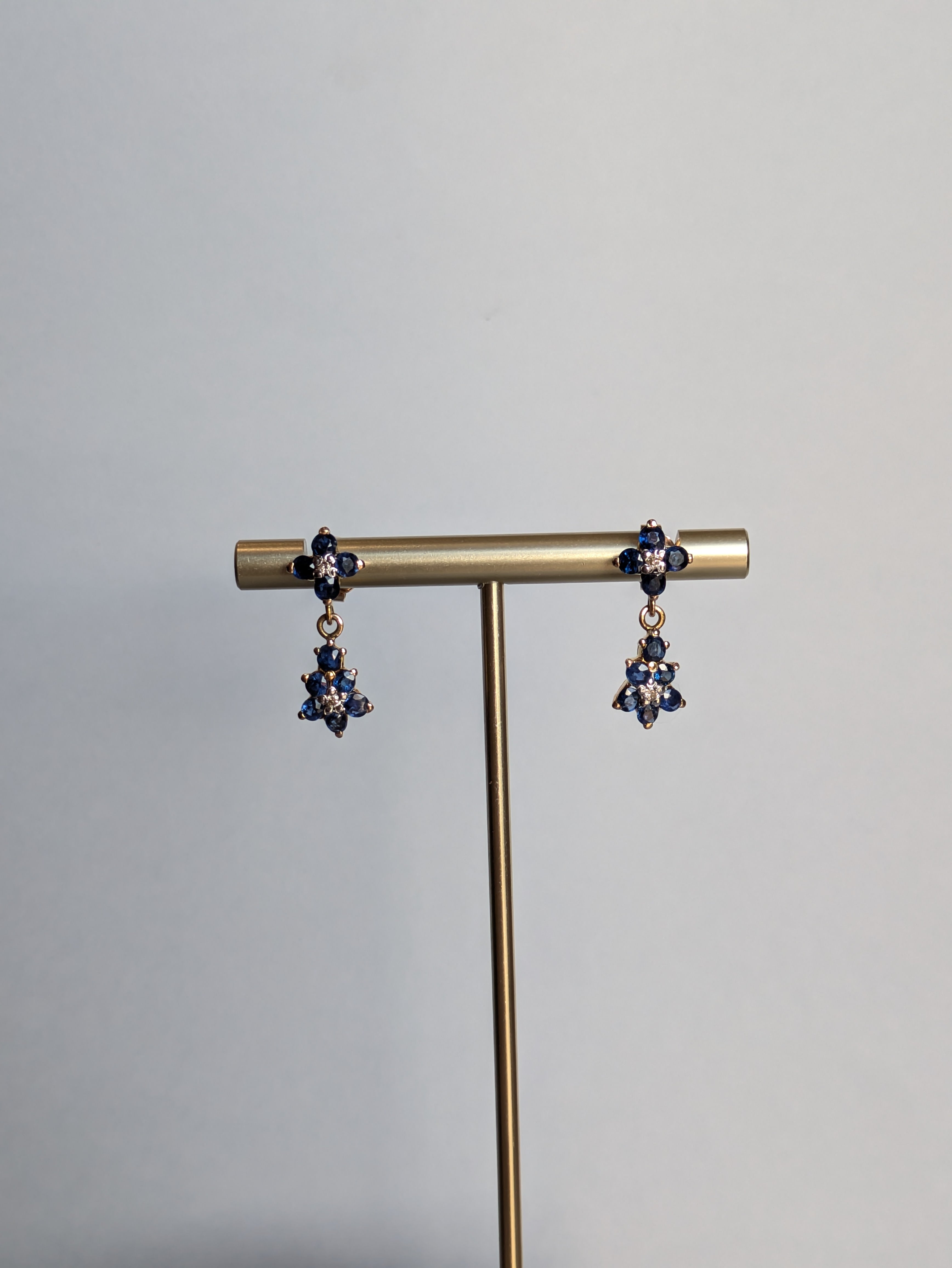 18ct Flower Drop Sapphire Earrings