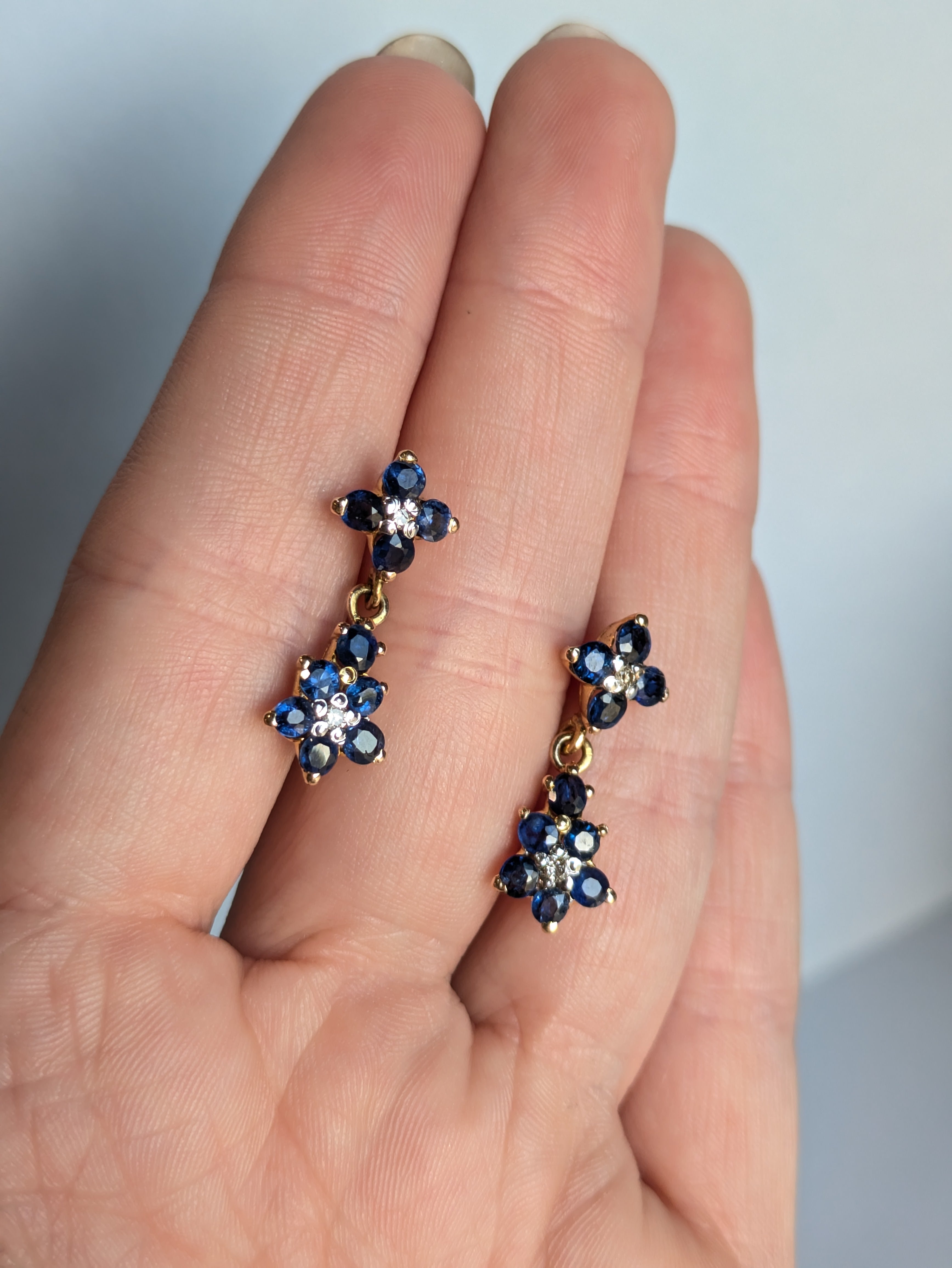 18ct Flower Drop Sapphire Earrings