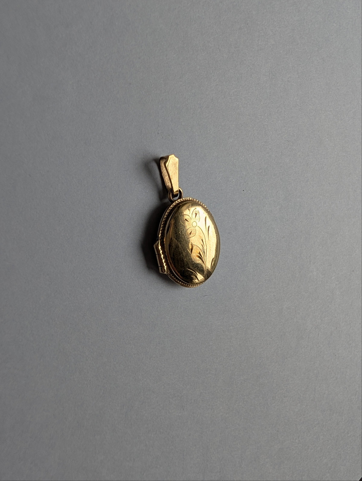 Yellow Gold Engraved Locket