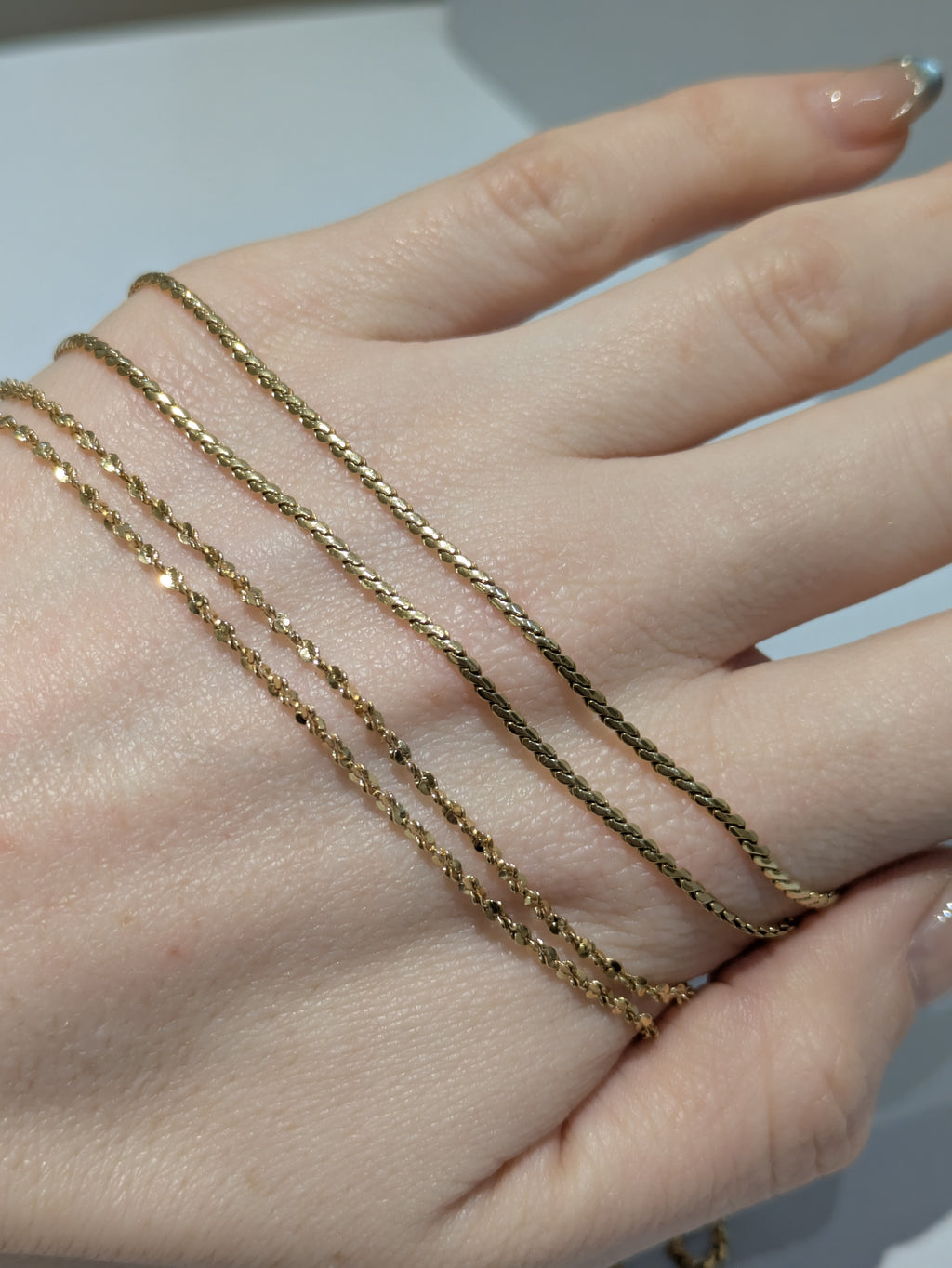 18ct Yellow Serpentine Chain