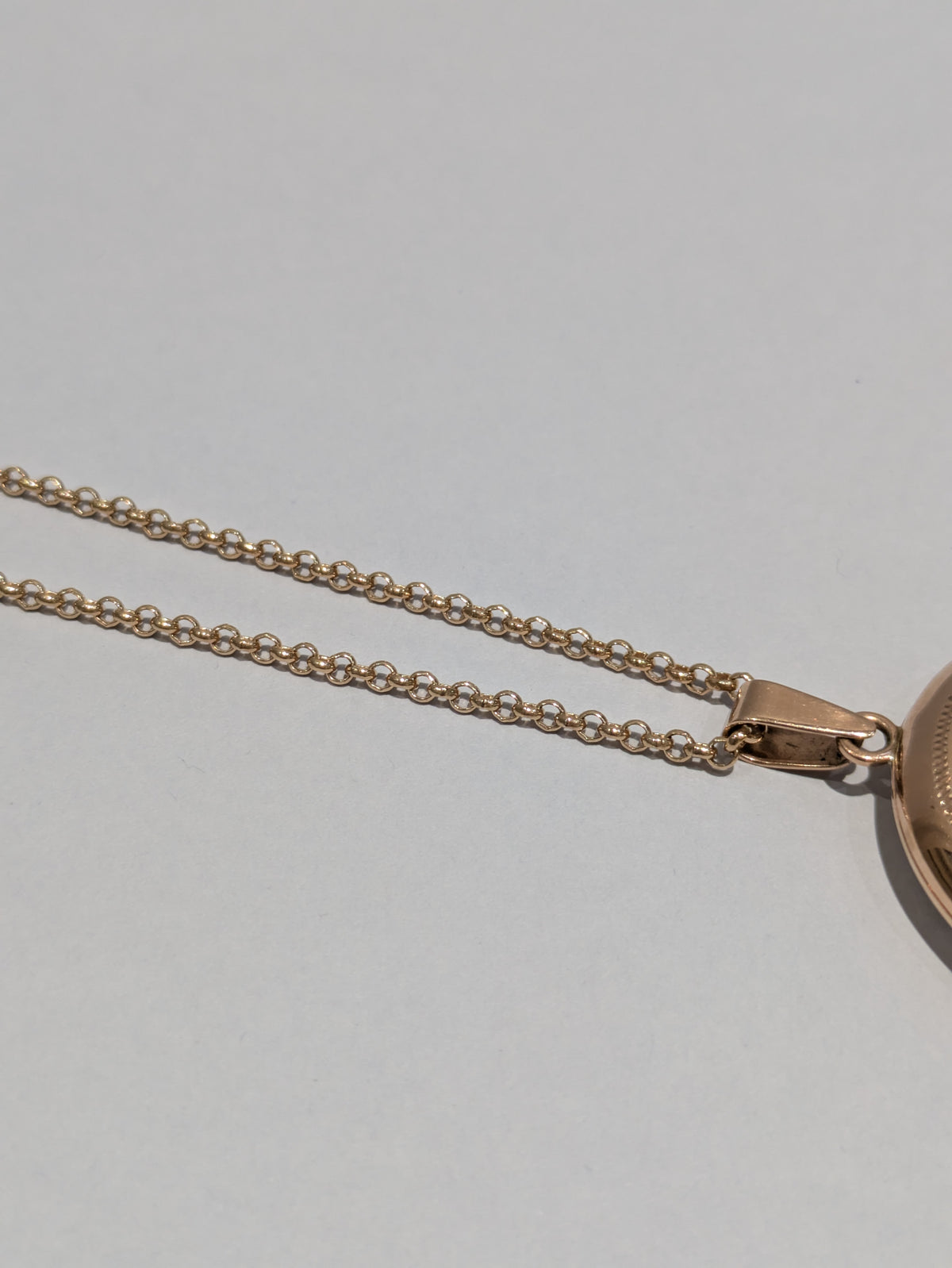 Rose Gold Circle Belcher Chain