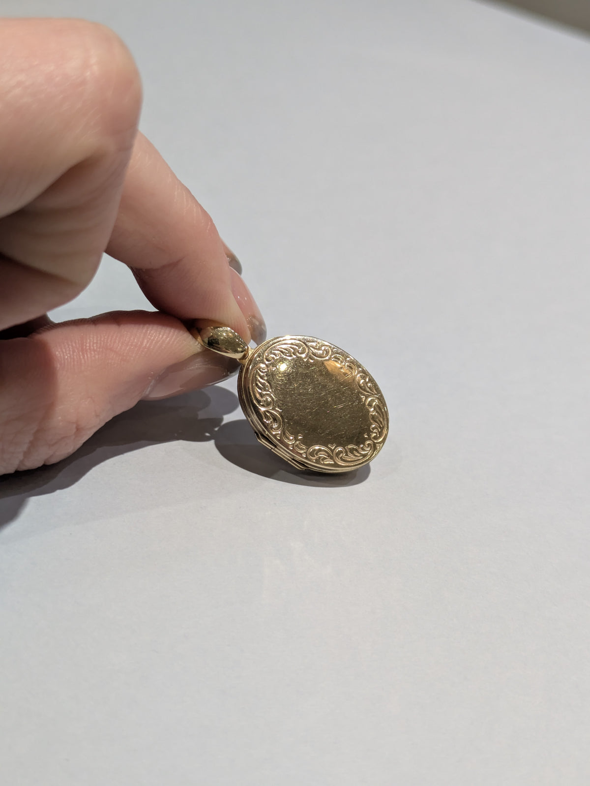 Mid-Tone Gold Double Sided Locket